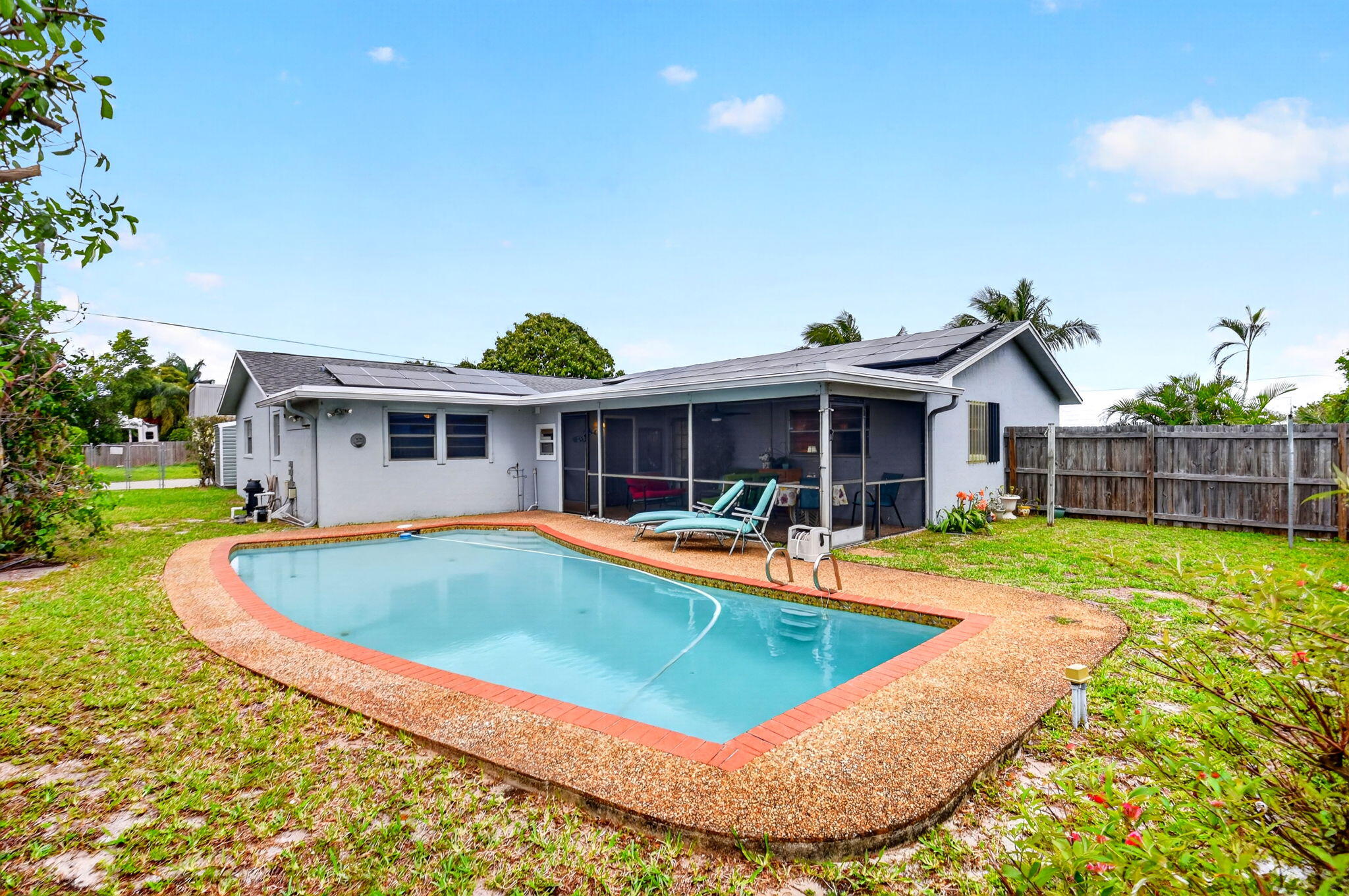 HYPOLUXO VILLAGE 1 - Residential