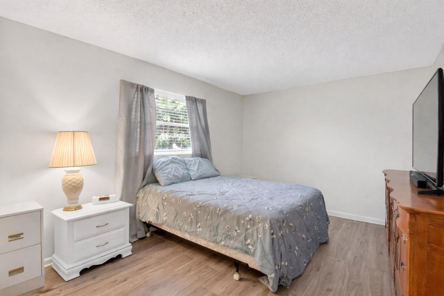 HYPOLUXO VILLAGE 1 - Residential