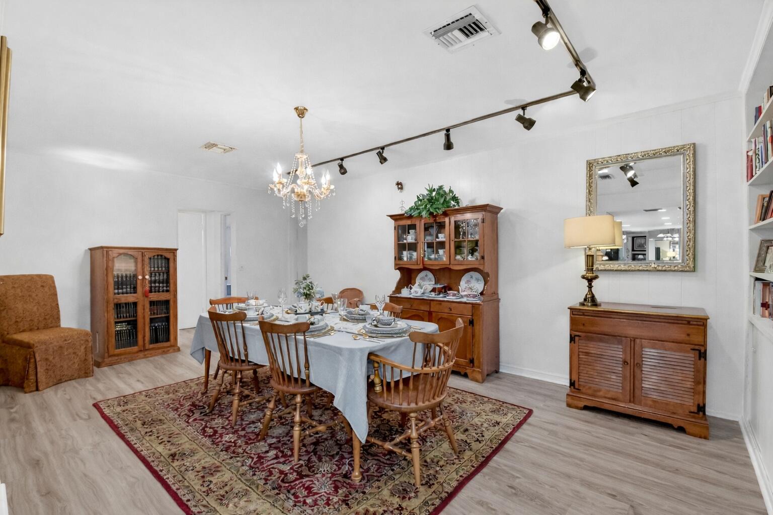 HYPOLUXO VILLAGE 1 - Residential