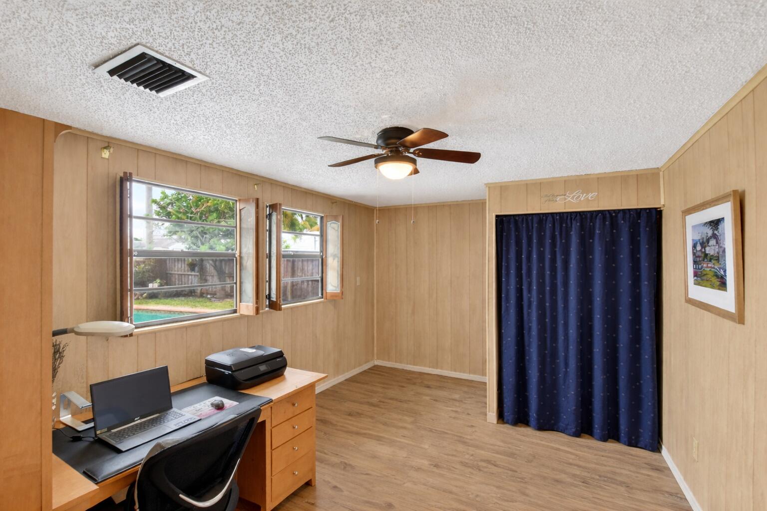 HYPOLUXO VILLAGE 1 - Residential