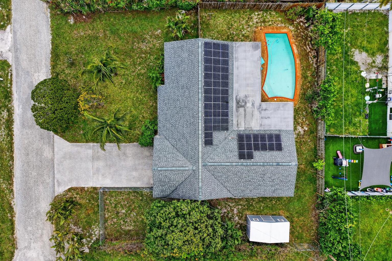 HYPOLUXO VILLAGE 1 - Residential