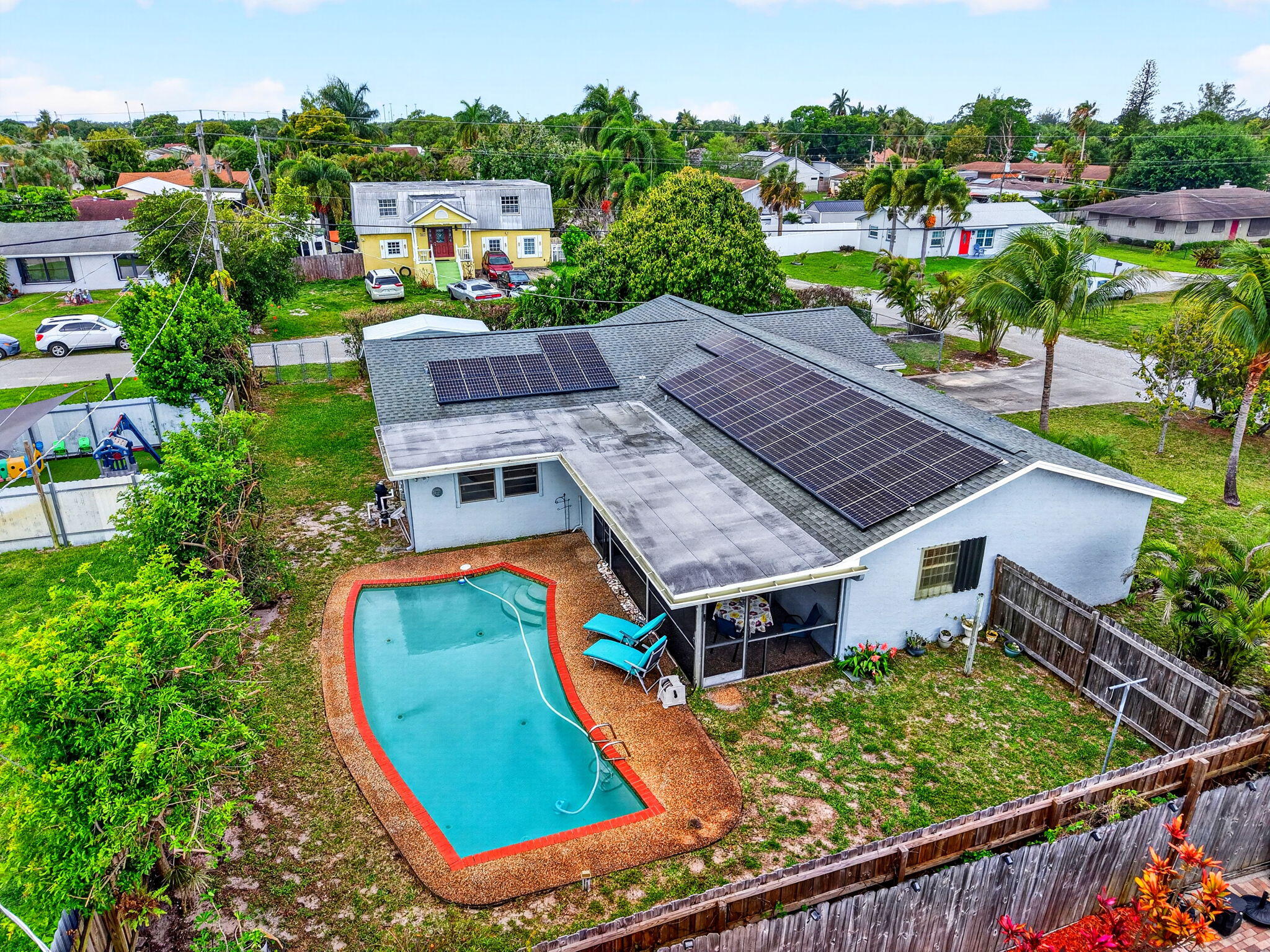 HYPOLUXO VILLAGE 1 - Residential