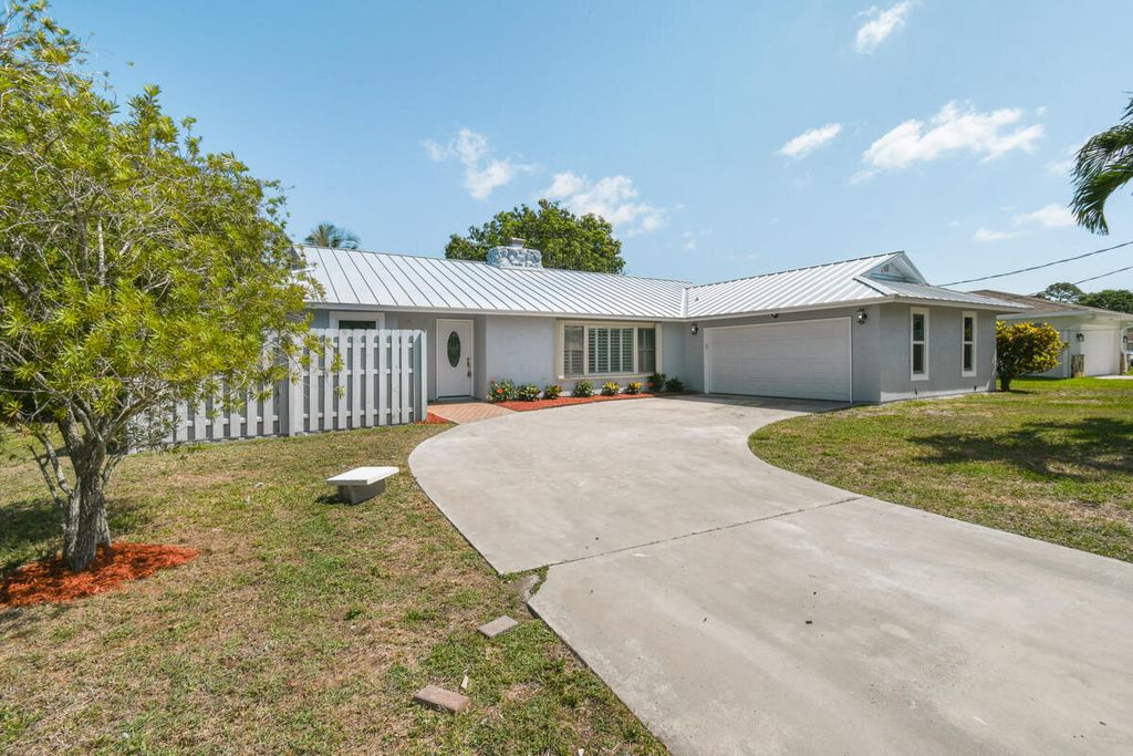 Photo of 4873 SE Pilot Way, Stuart, FL 34997 (MLS # R11093026)