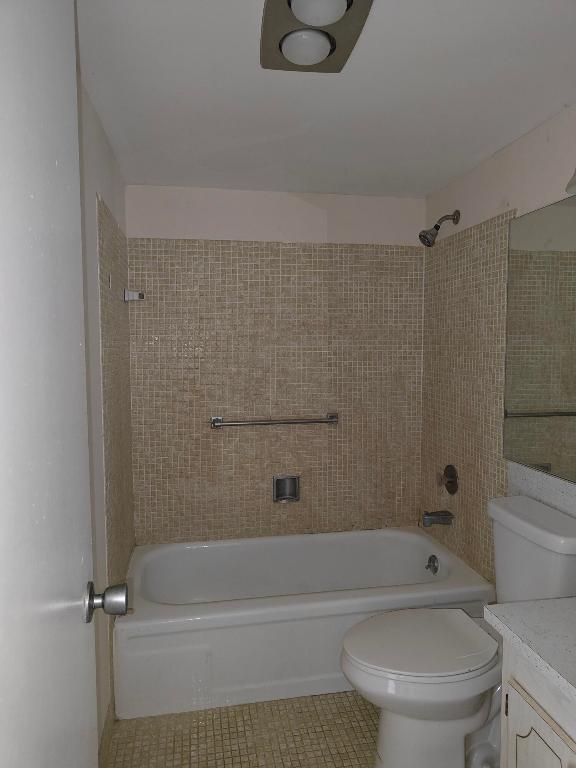 CAMDEN CONDOS - Residential