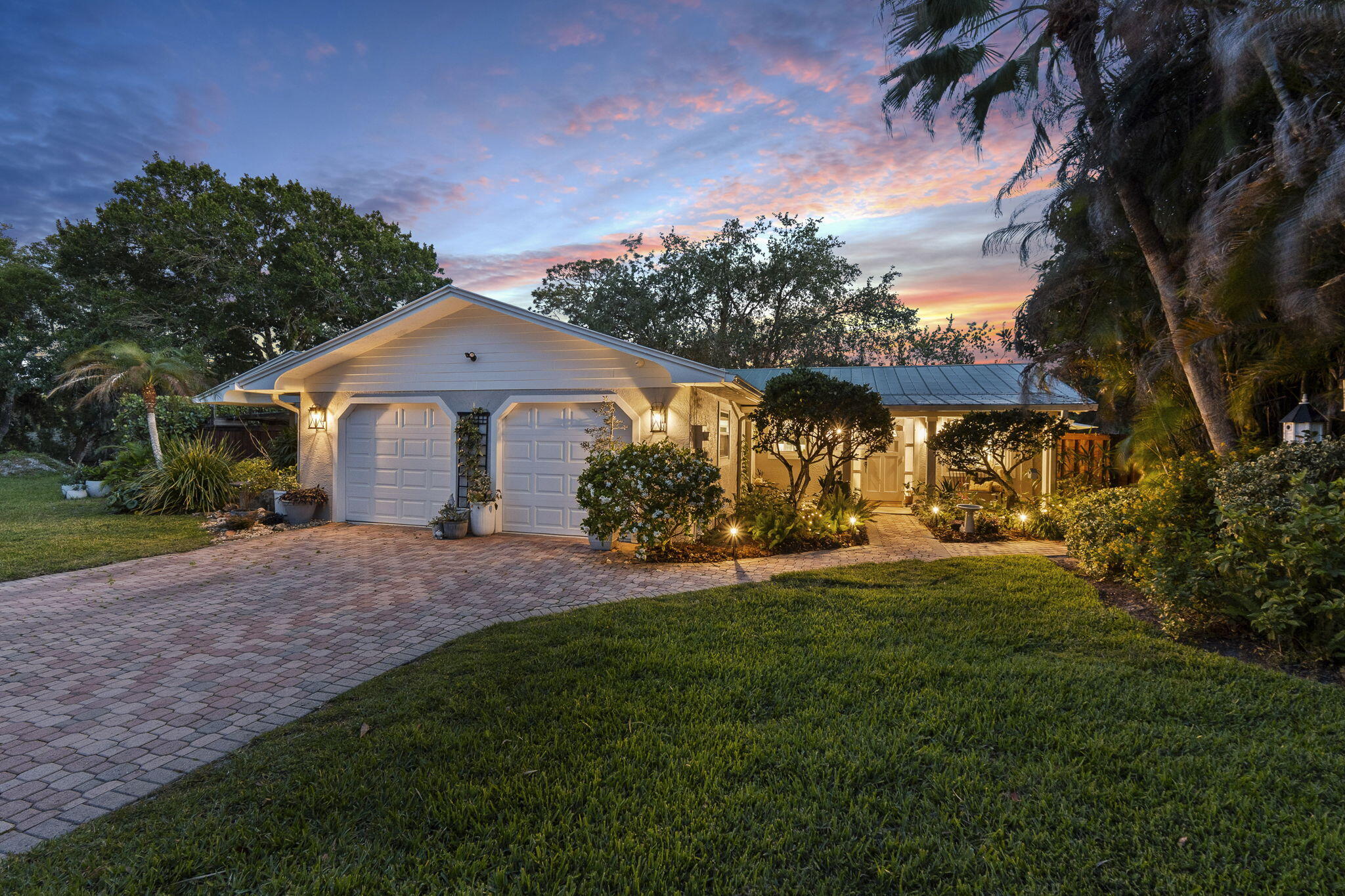 SOUTH RIVER COLONY - Residential