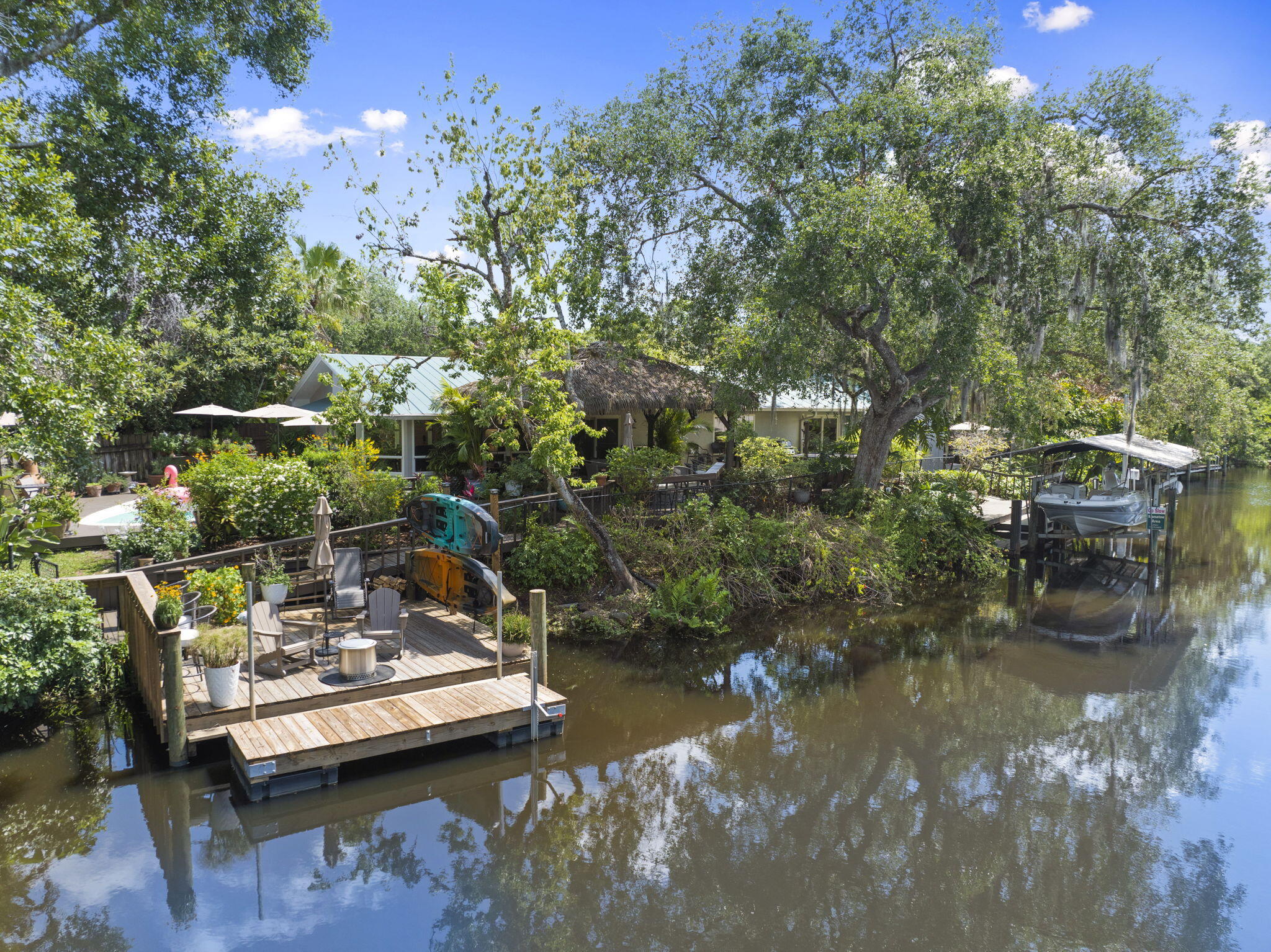 SOUTH RIVER COLONY - Residential