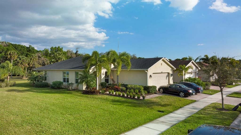 Photo of 11372 SW Mountain Ash Circle, Port Saint Lucie, FL 34987 (MLS # R10780790)