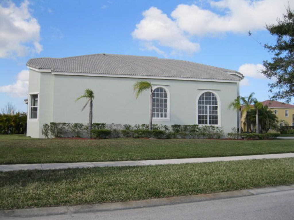 Photo of 11199 SW Wyndham Way, Port Saint Lucie, FL 34987 (MLS # R10937323)