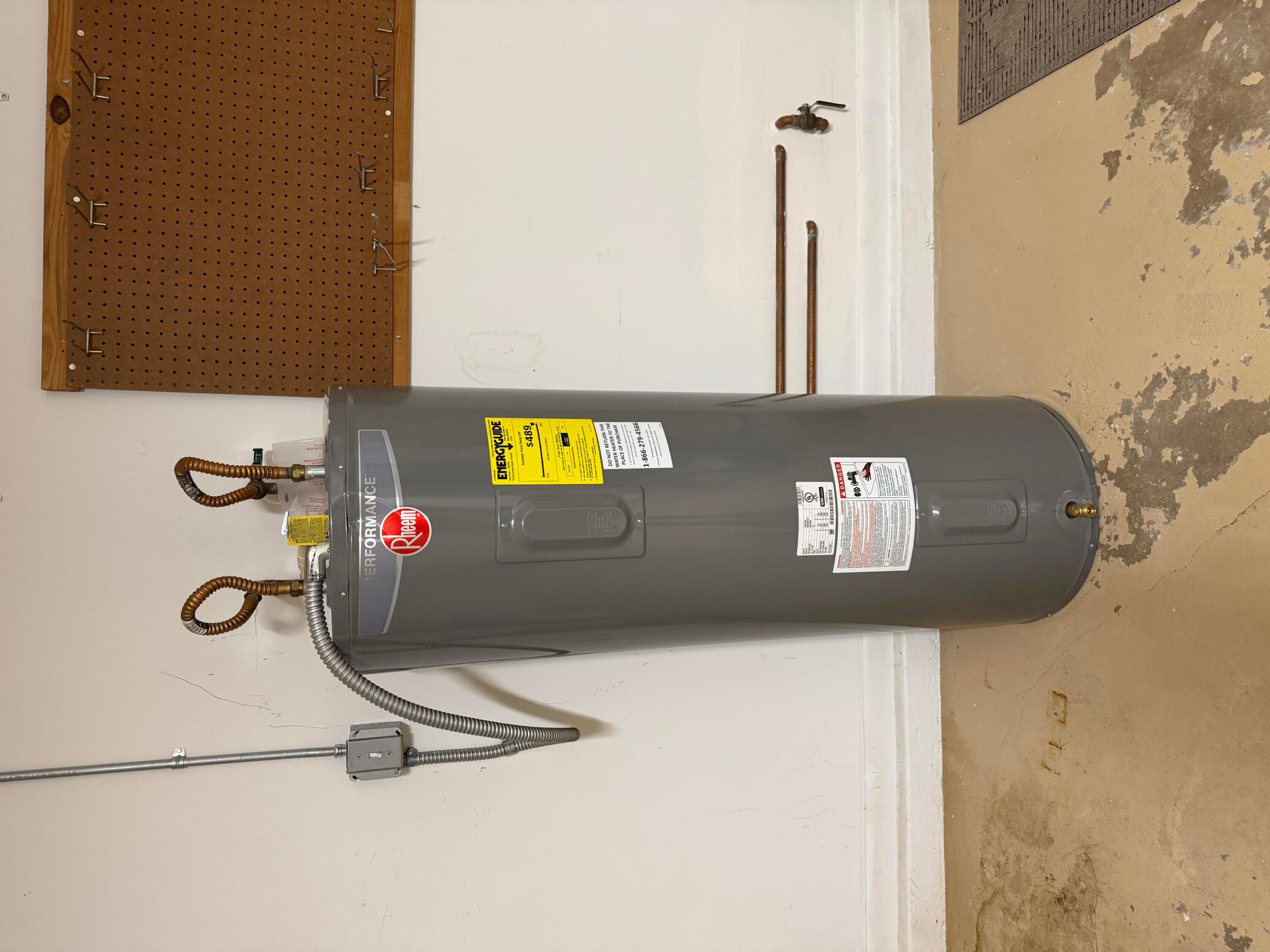 SARATOGA POINTE - Residential