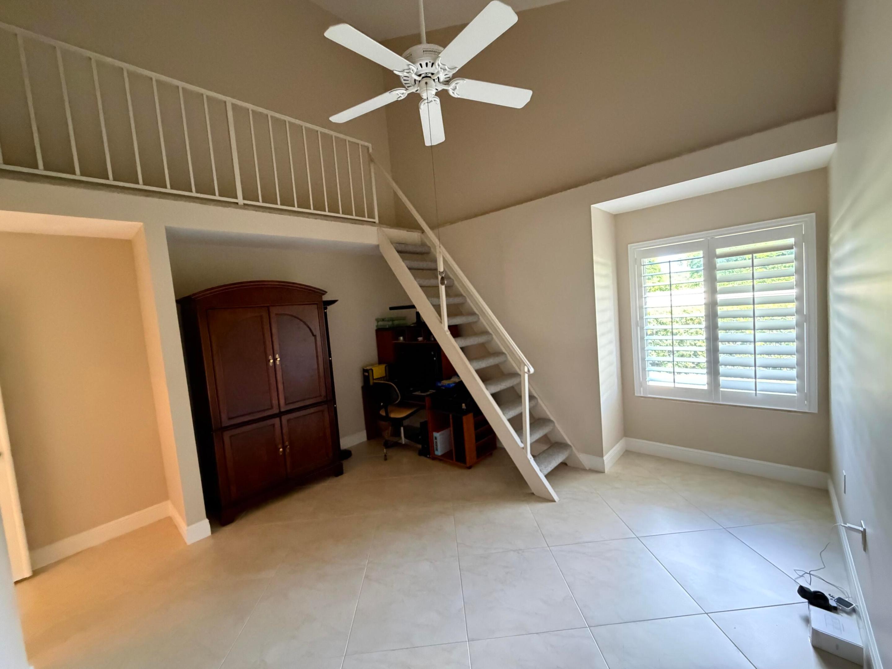 SARATOGA POINTE - Residential