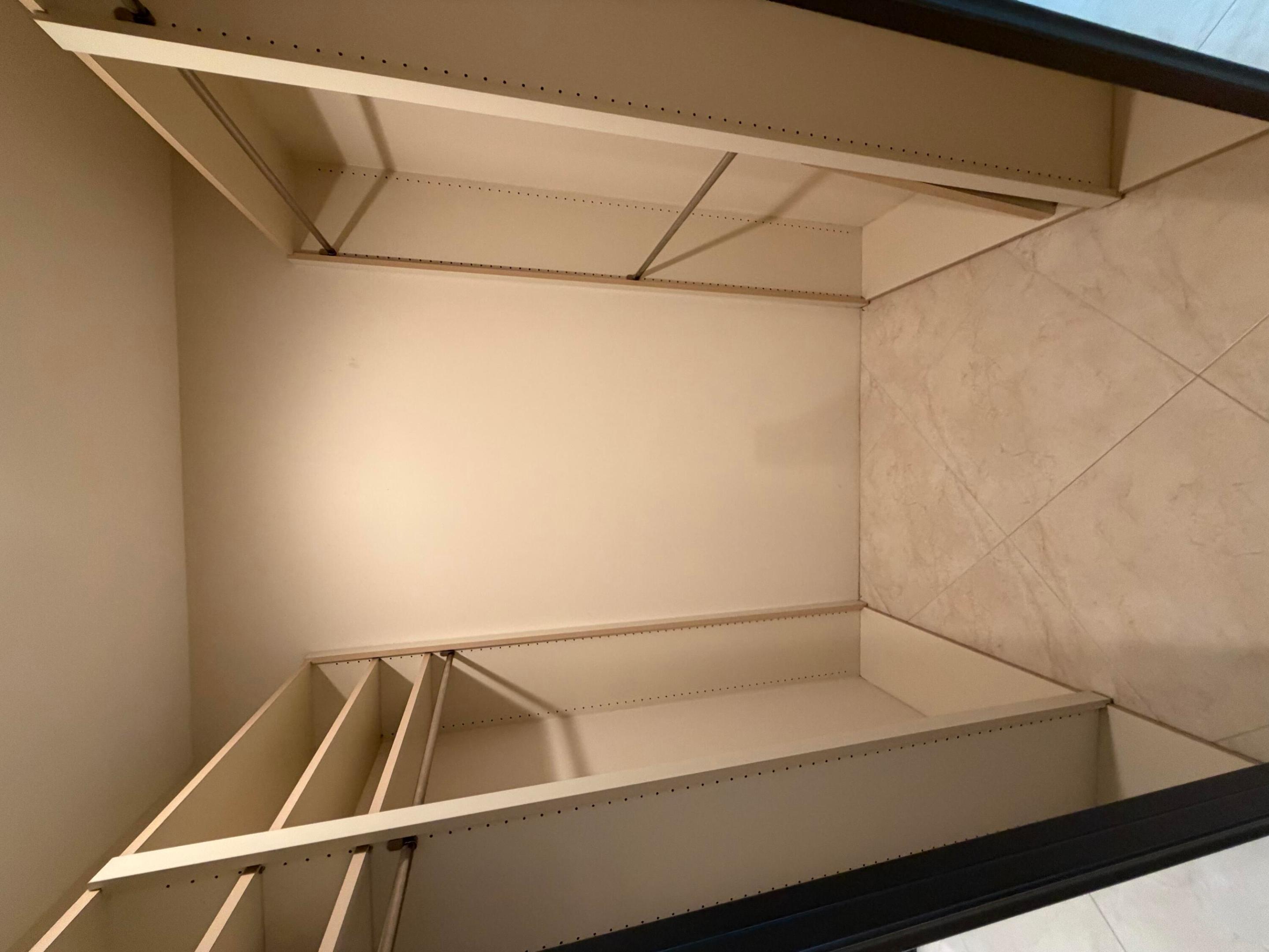 SARATOGA POINTE - Residential