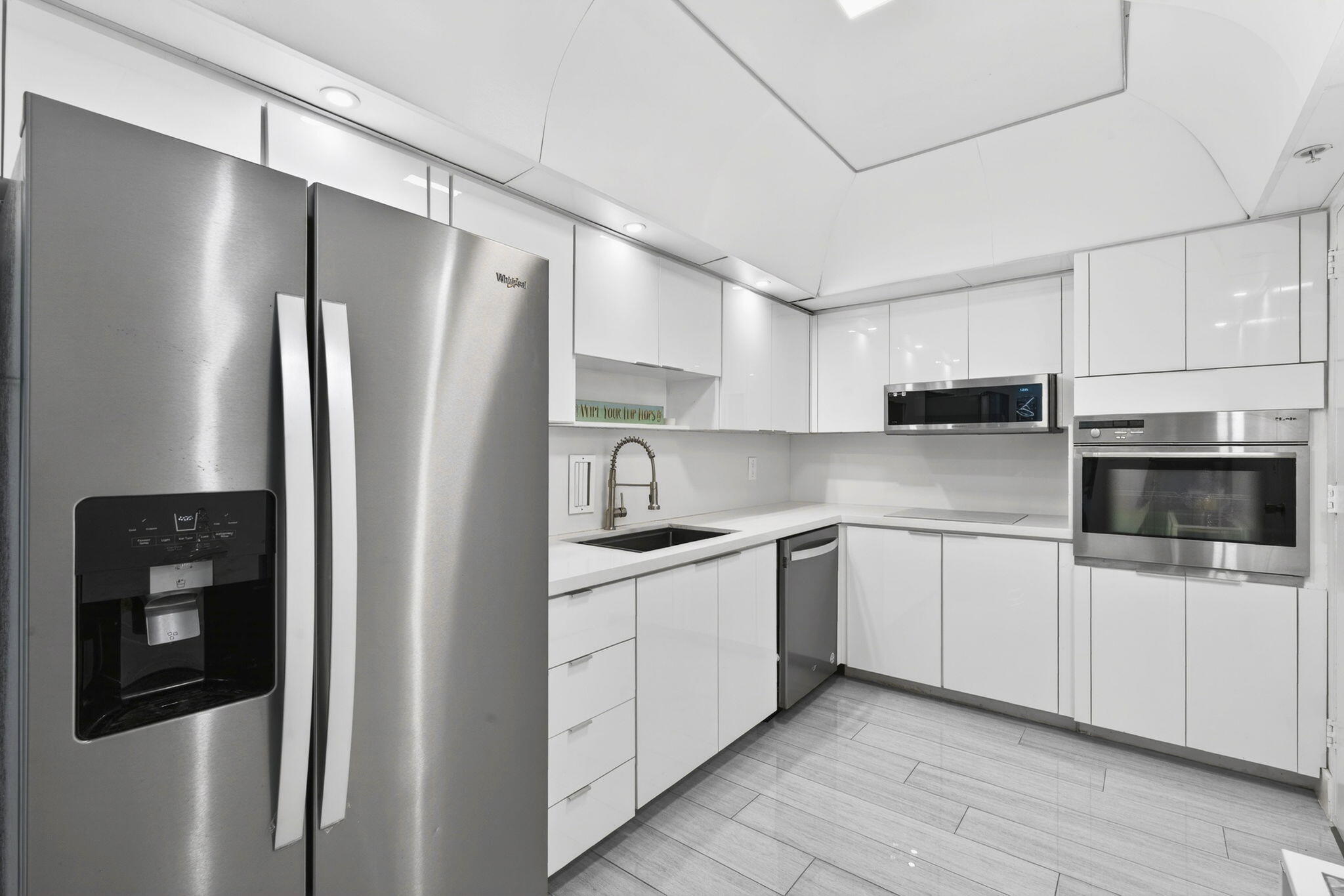 SIAN OCEAN RESIDENCES CONDO - Residential