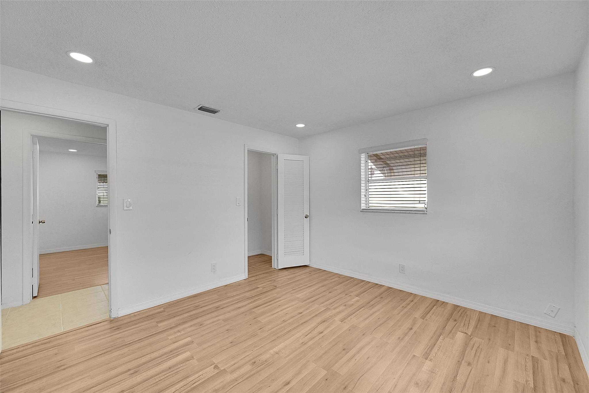 Leisureville Fourth - Residential