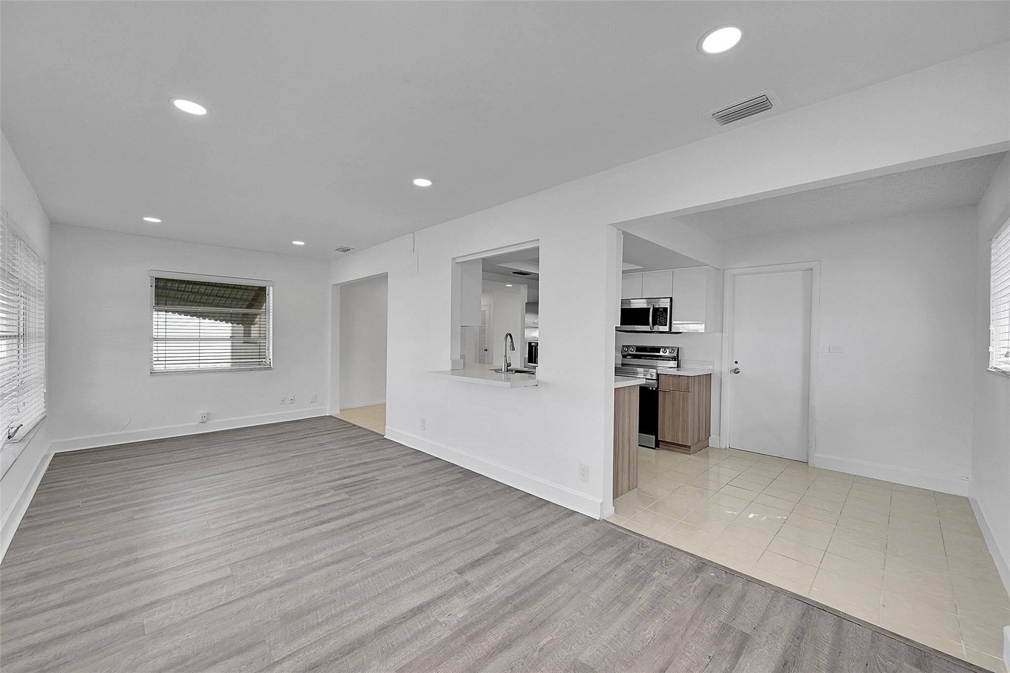 Leisureville Fourth - Residential