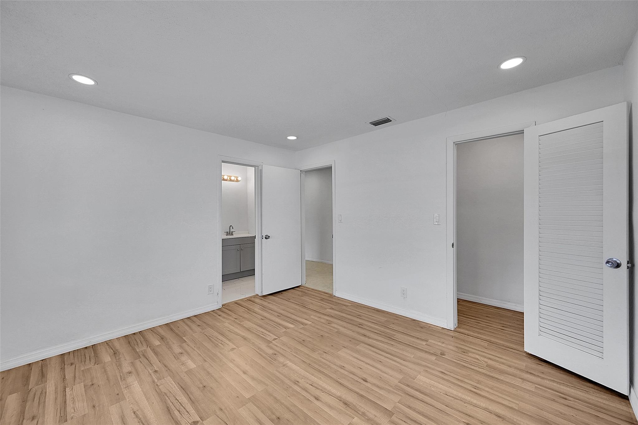 Leisureville Fourth - Residential