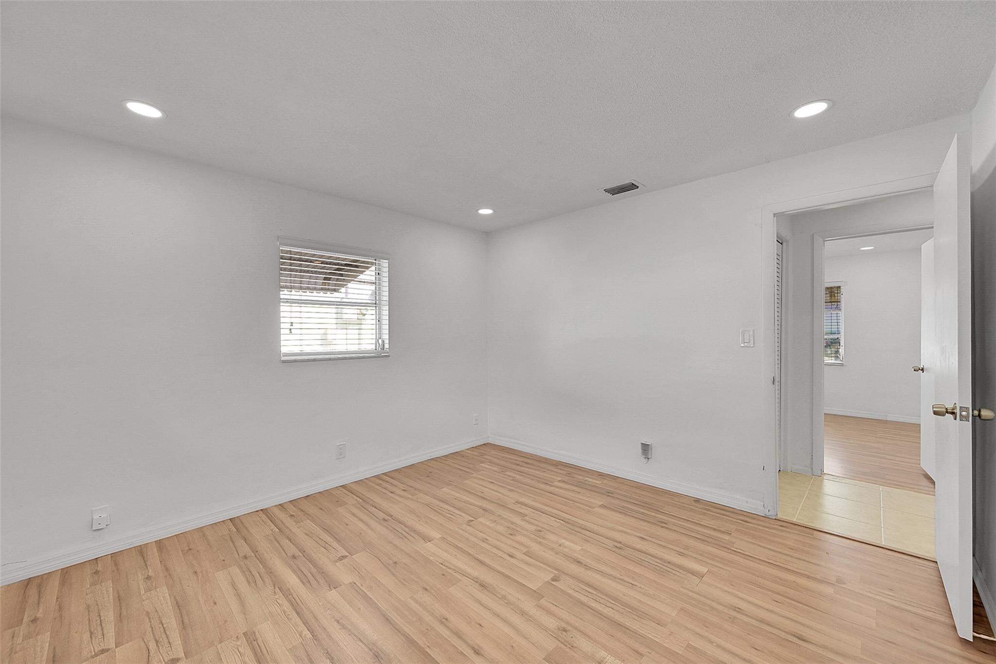 Leisureville Fourth - Residential