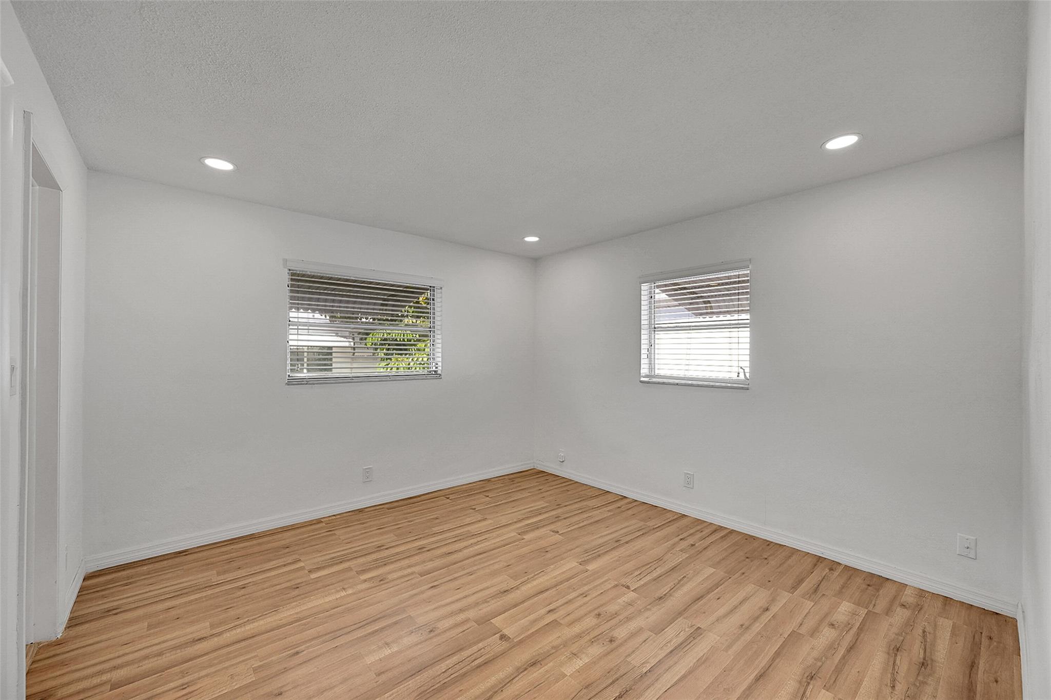 Leisureville Fourth - Residential