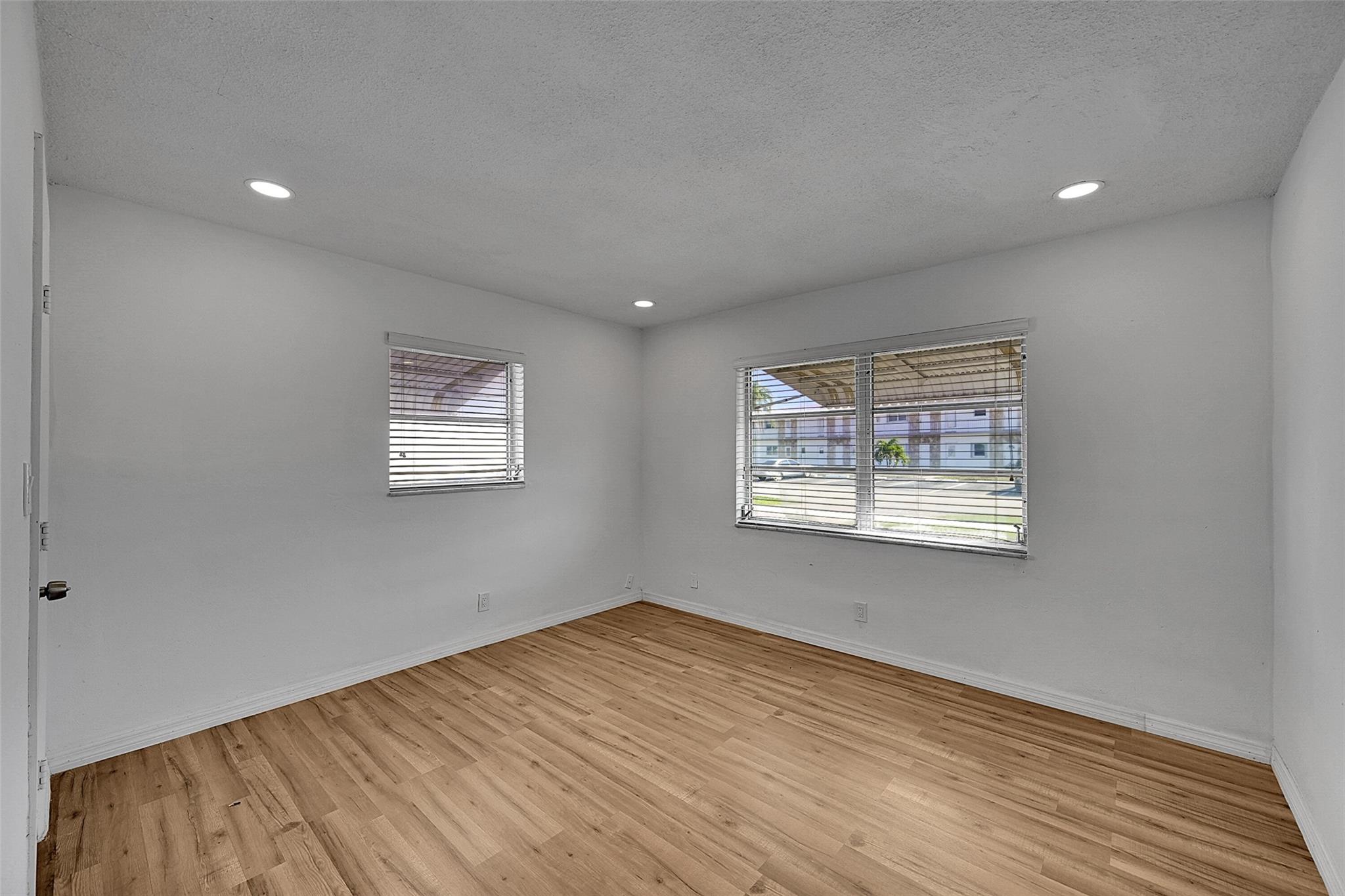 Leisureville Fourth - Residential