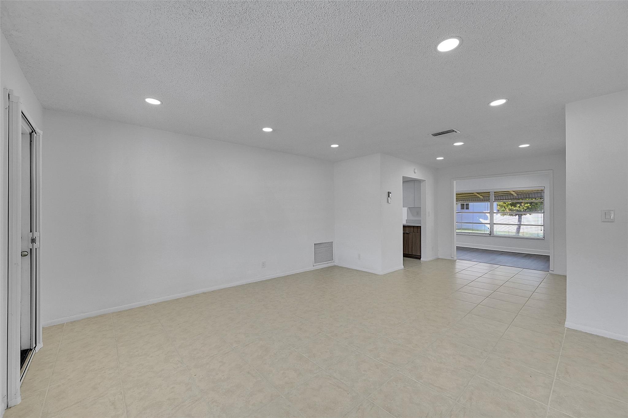 Leisureville Fourth - Residential