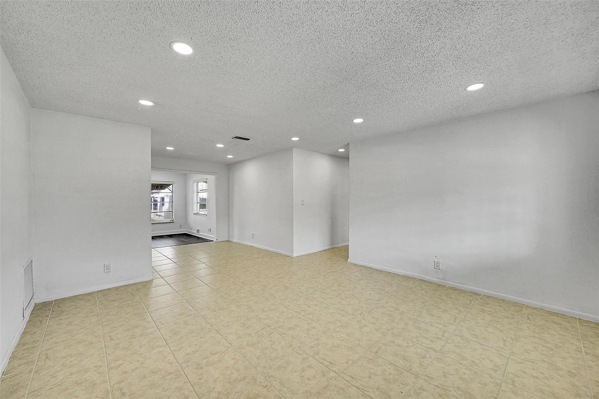 2851 W Golf Boulevard