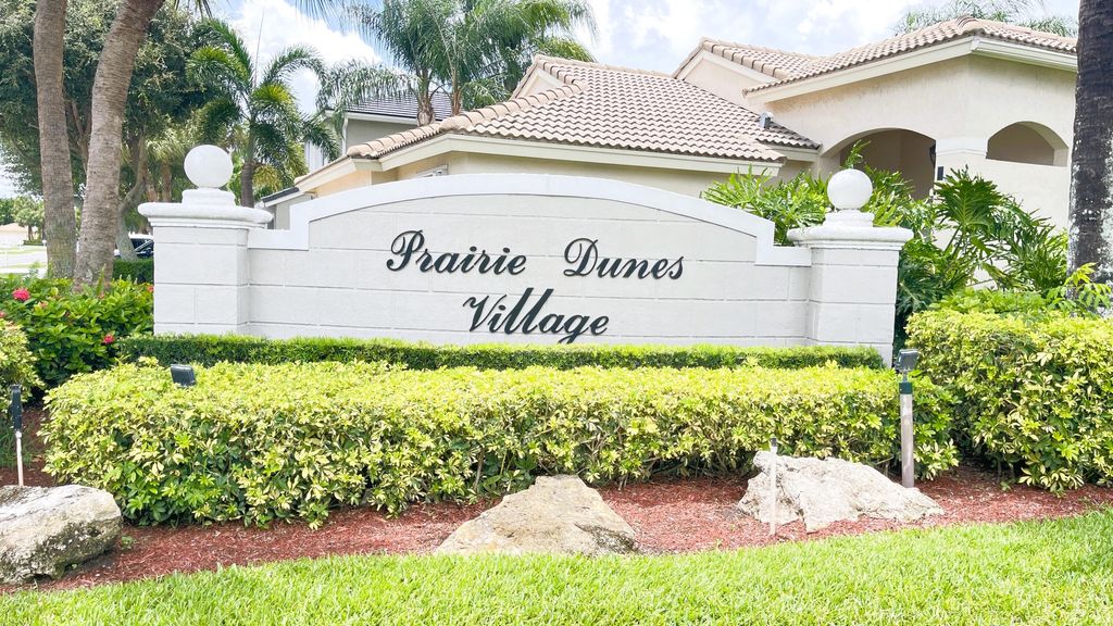 Photo of 5189 Prairie Dunes Village Circle, Lake Worth, FL 33463 (MLS # R11114013)