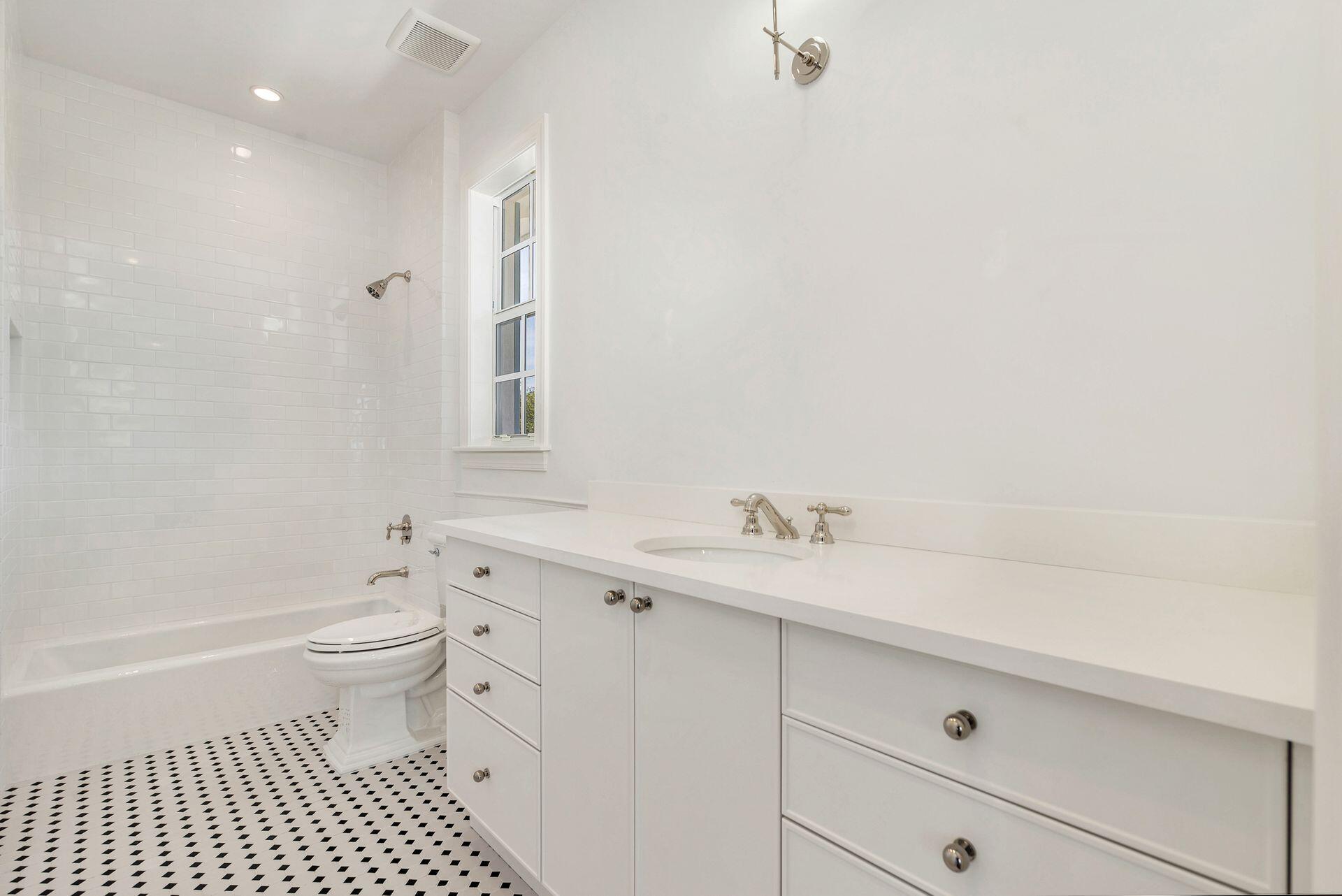 ALHAMBRA PARK PL IN - Residential