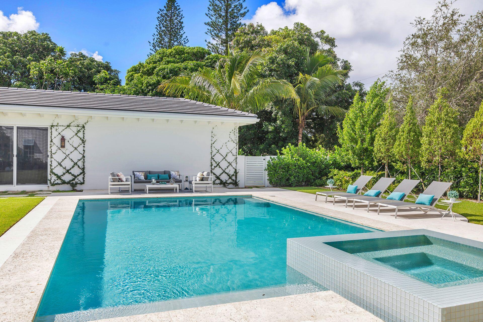 ALHAMBRA PARK PL IN - Residential