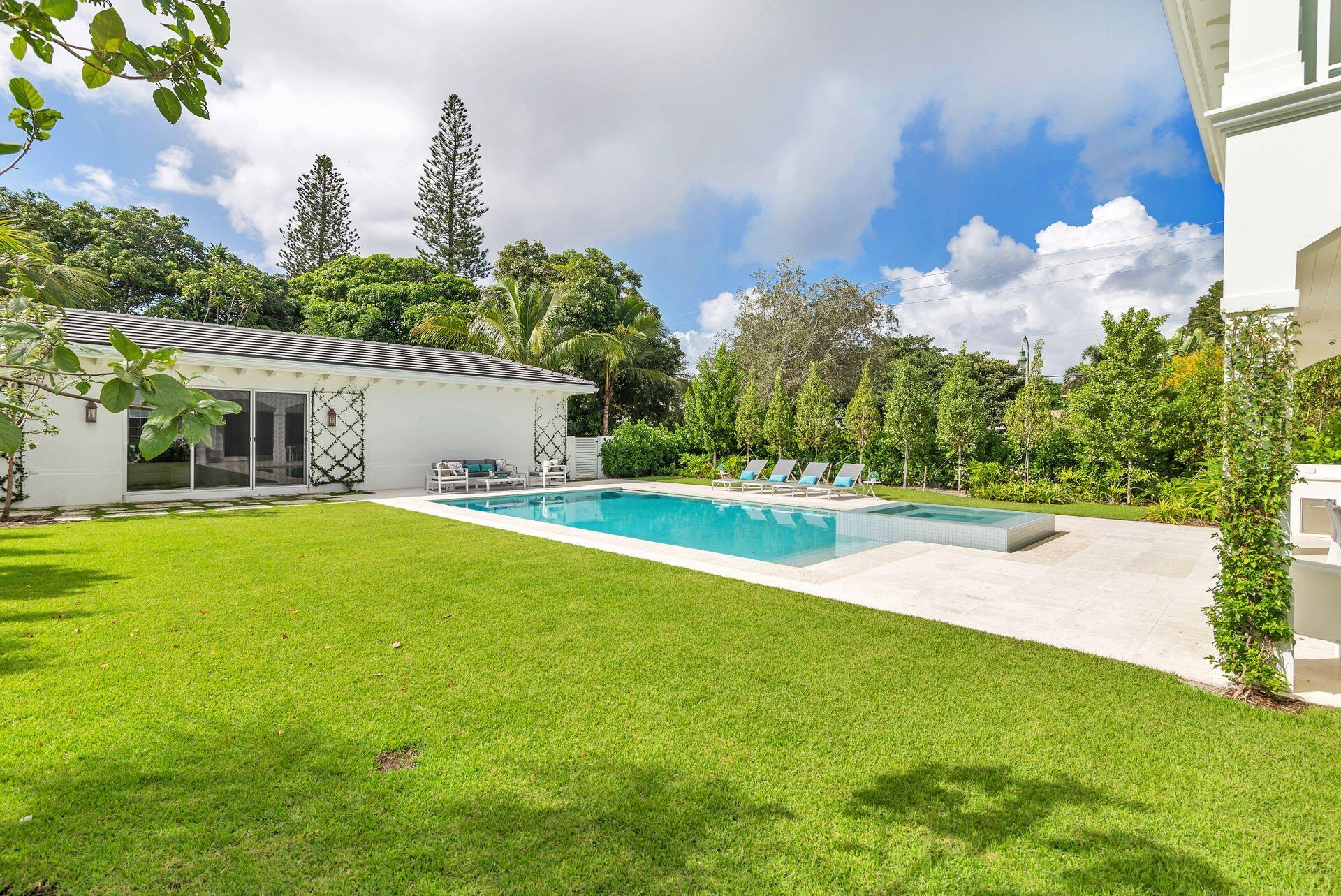 ALHAMBRA PARK PL IN - Residential