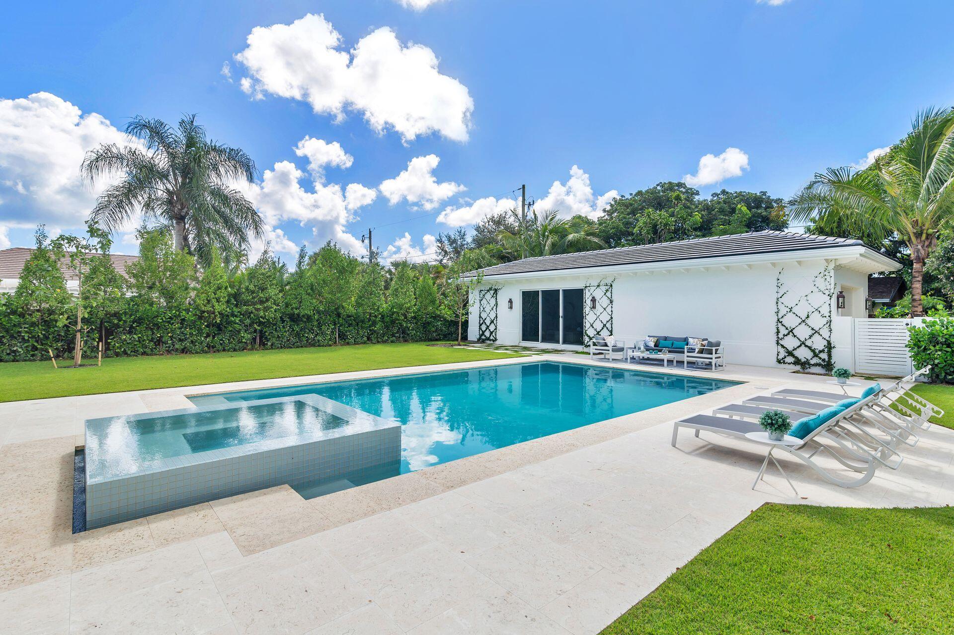 ALHAMBRA PARK PL IN - Residential