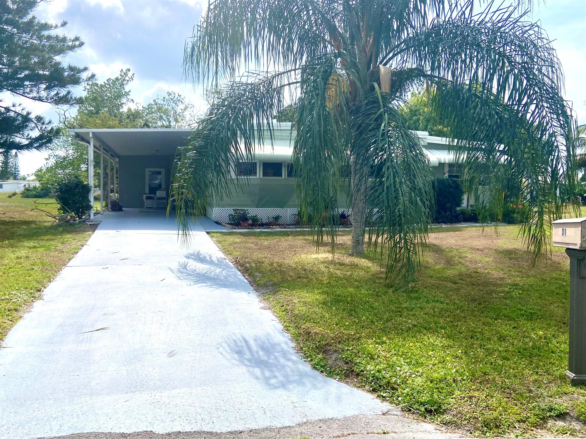 Spaanish Lakes One - Residential