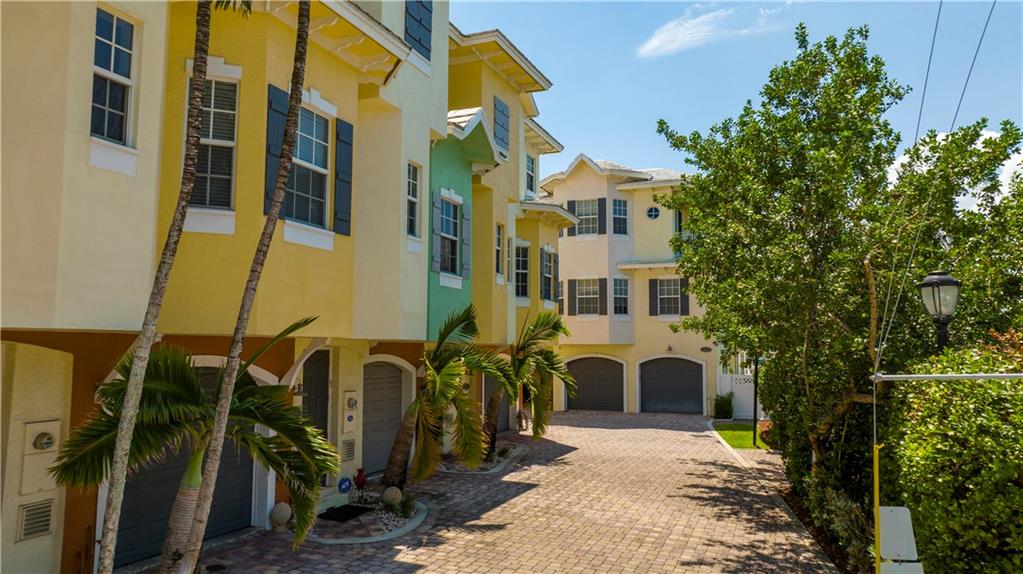 BERMUDA ISLES - Residential