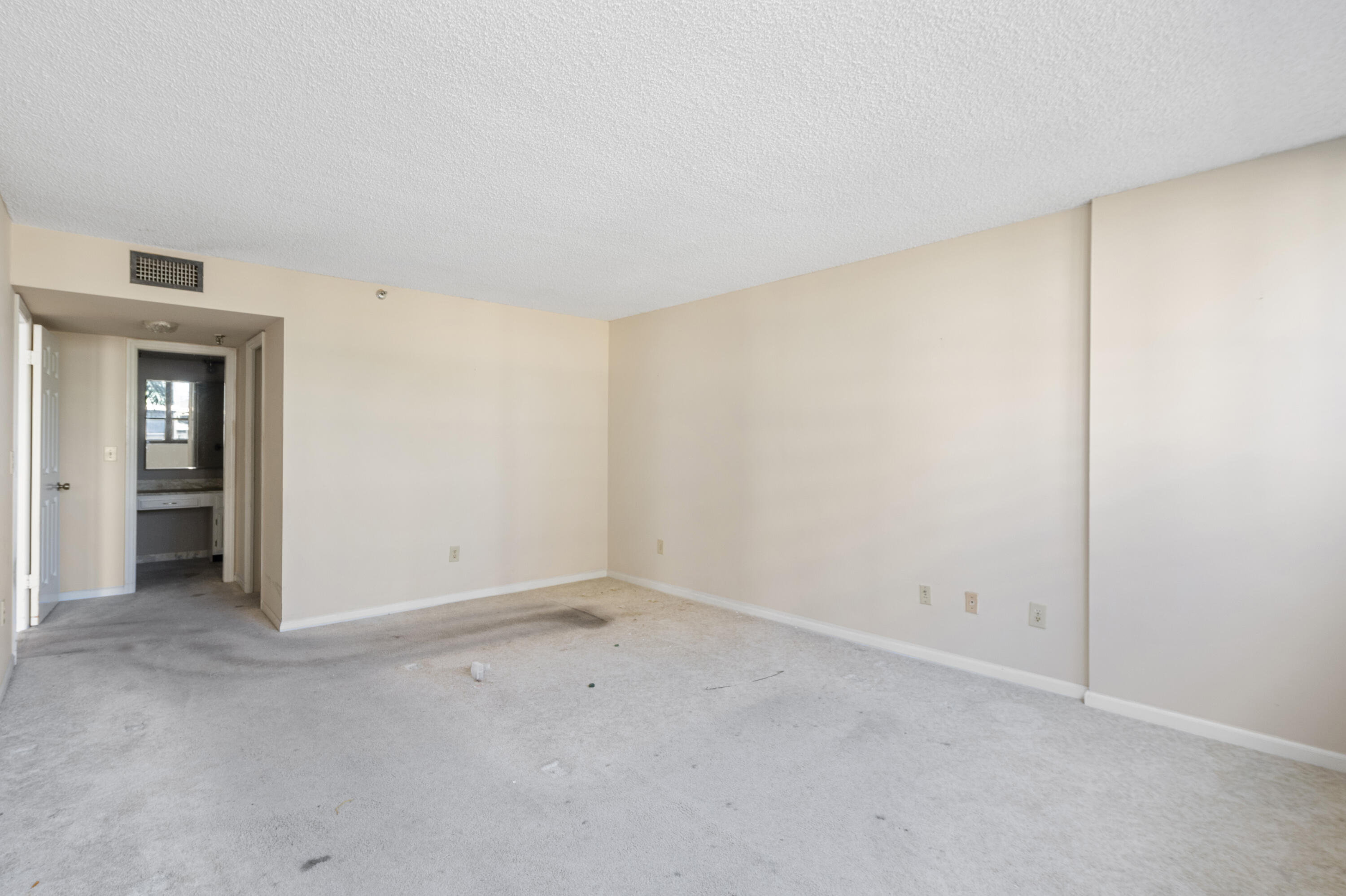 PORTA BELLA EAST - Residential