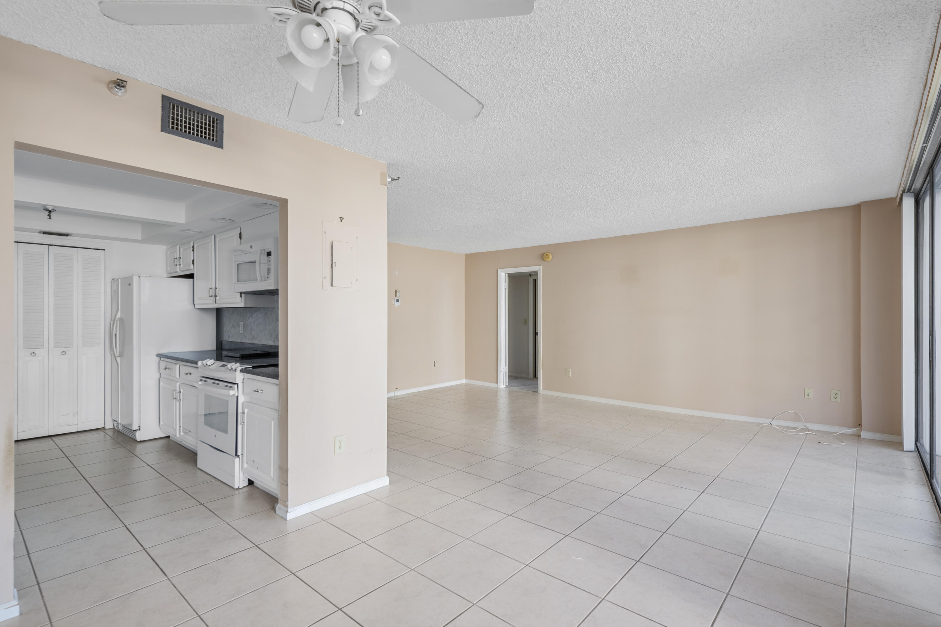 PORTA BELLA EAST - Residential