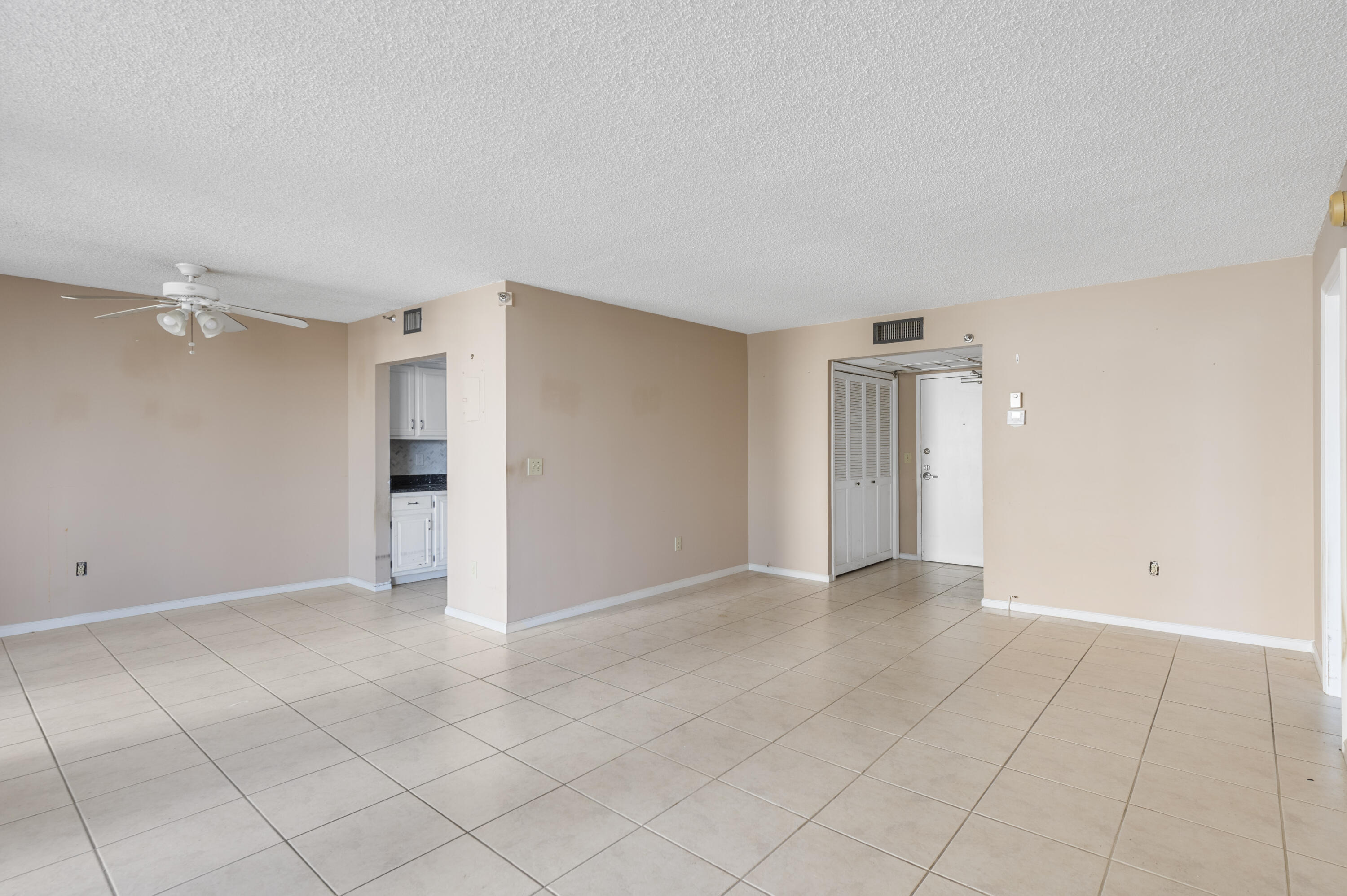 PORTA BELLA EAST - Residential