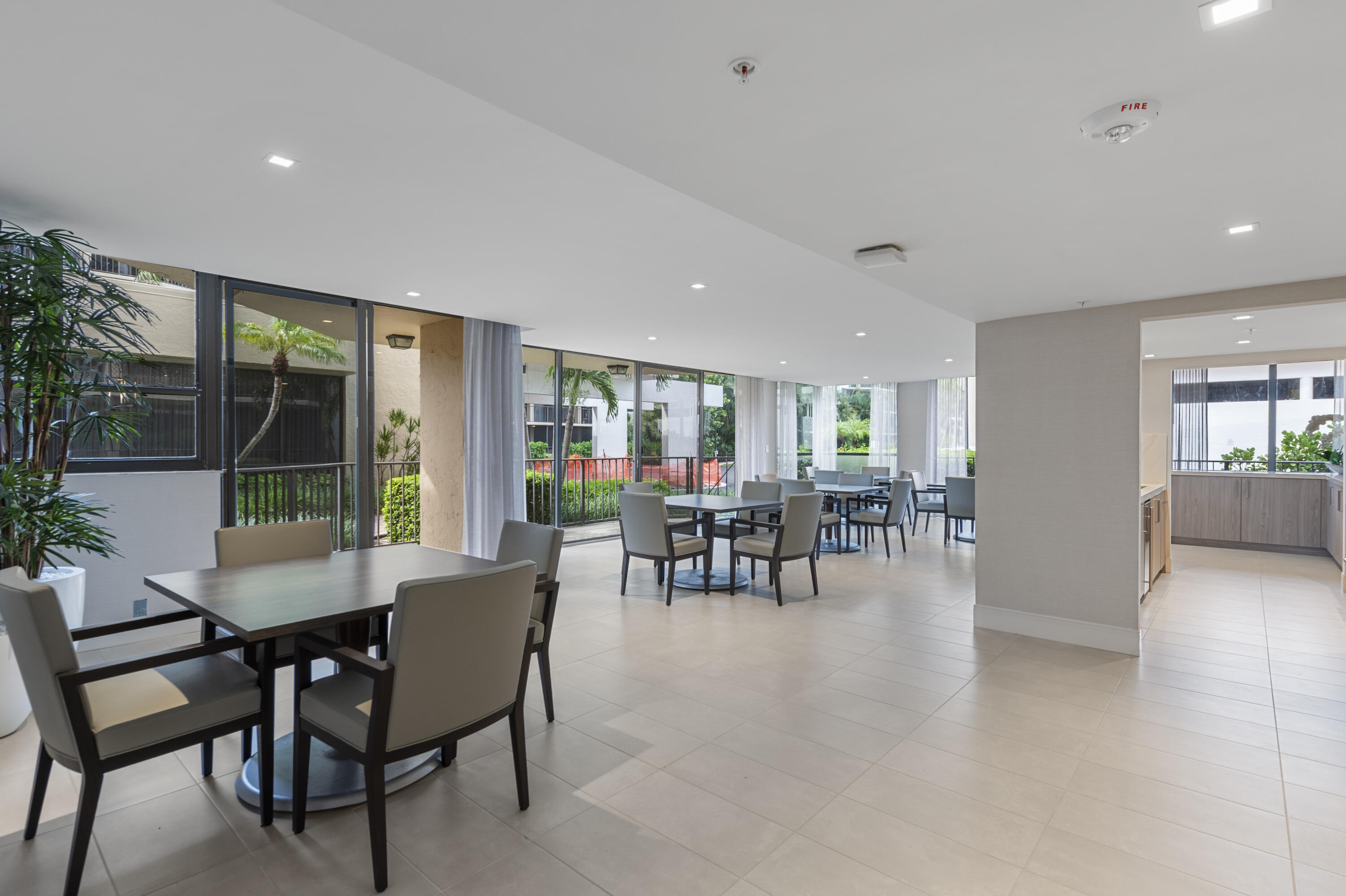PORTA BELLA EAST - Residential