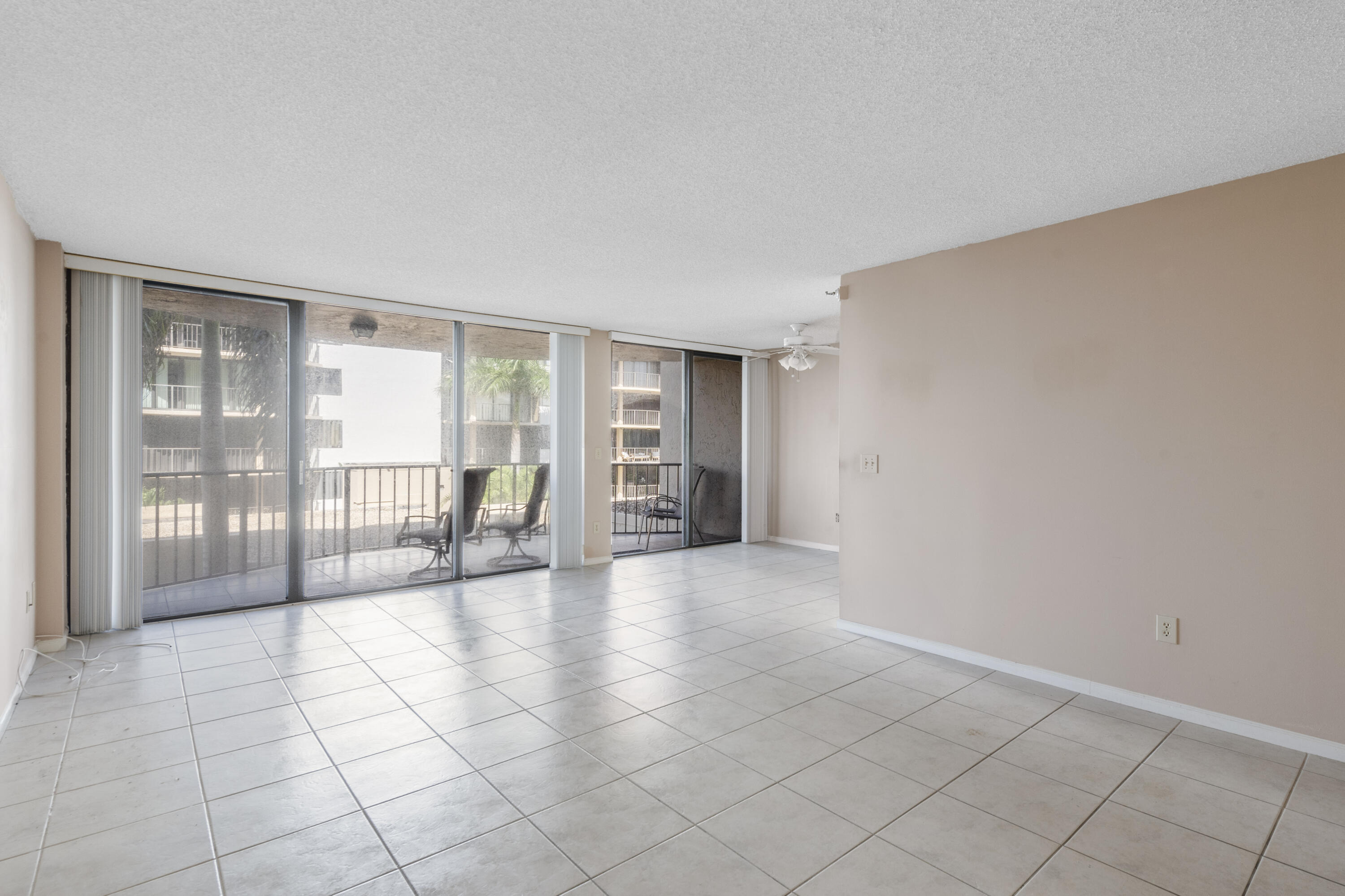 PORTA BELLA EAST - Residential
