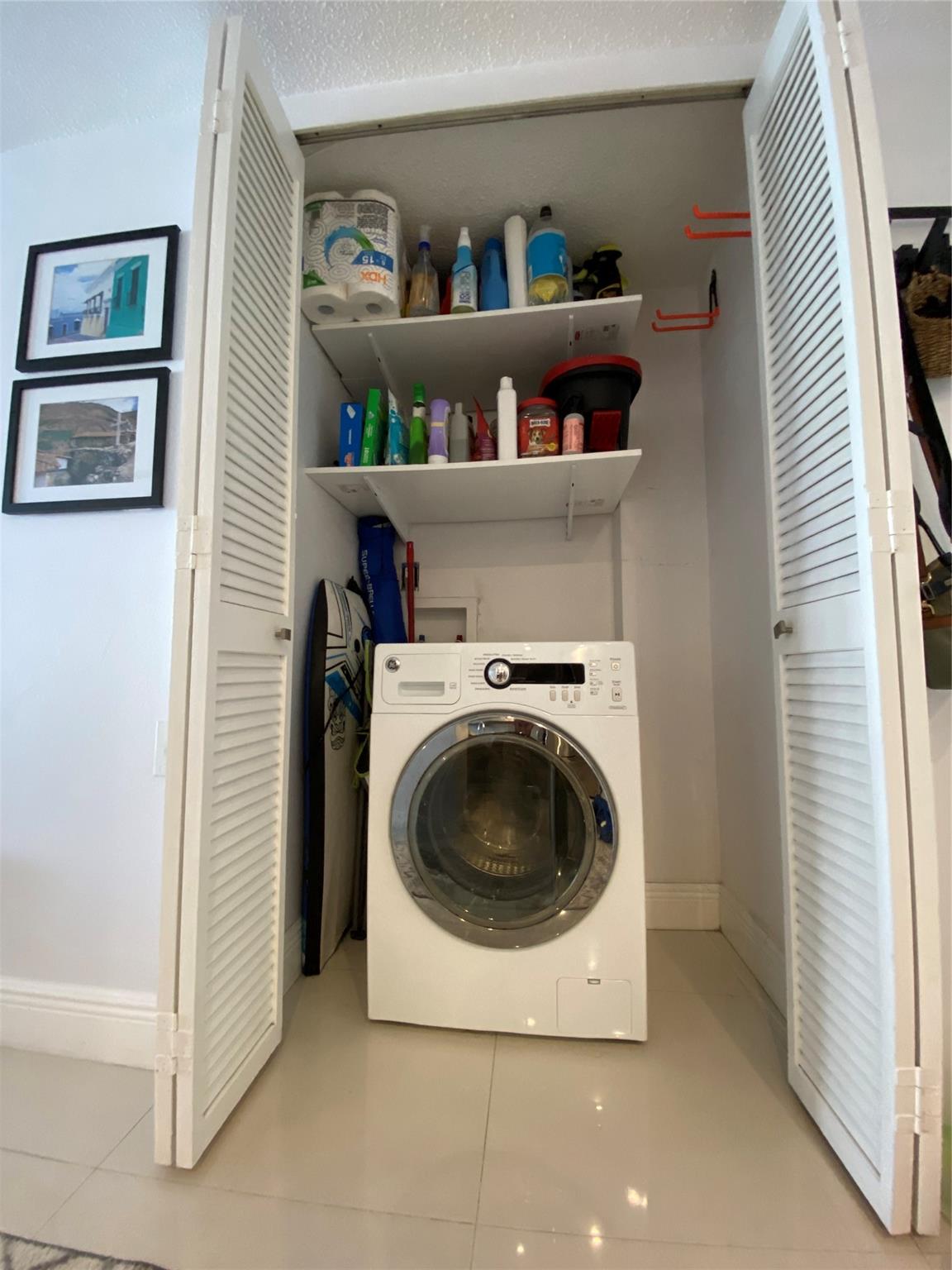 Carlton Tower Condo - Residential Lease