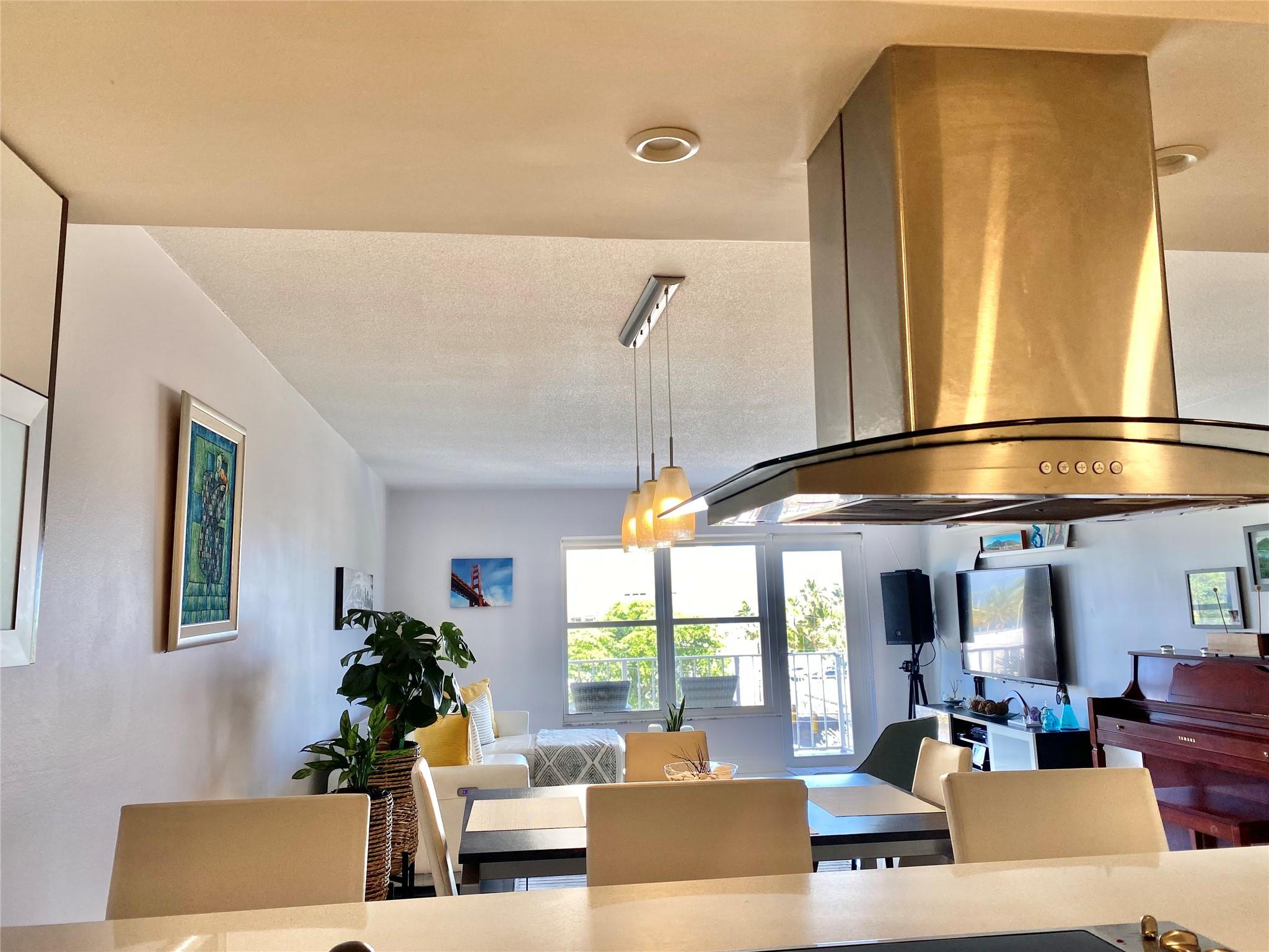 Carlton Tower Condo - Residential Lease