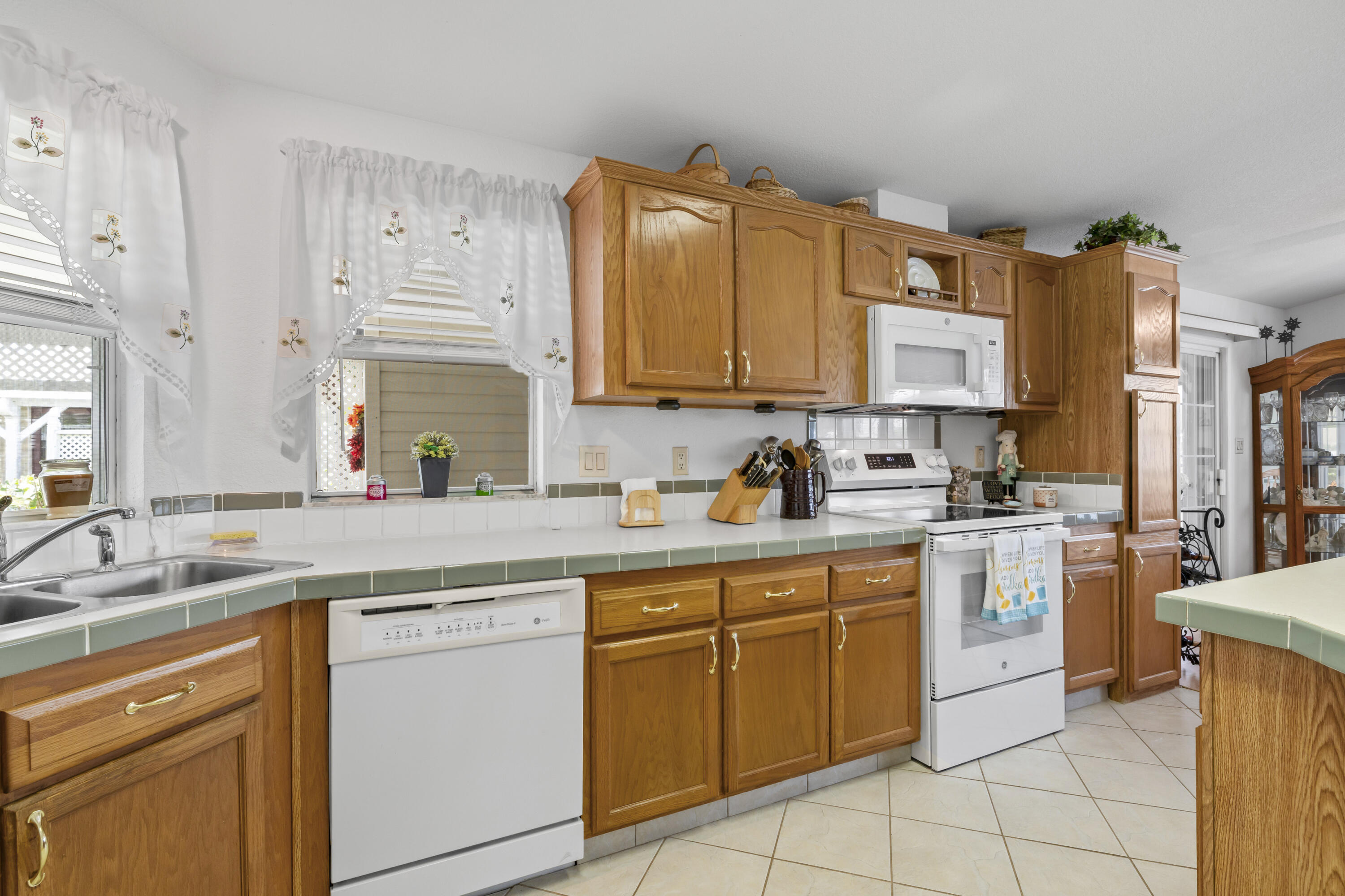 THE PRESERVE AT SAVANNA CLUB - Residential