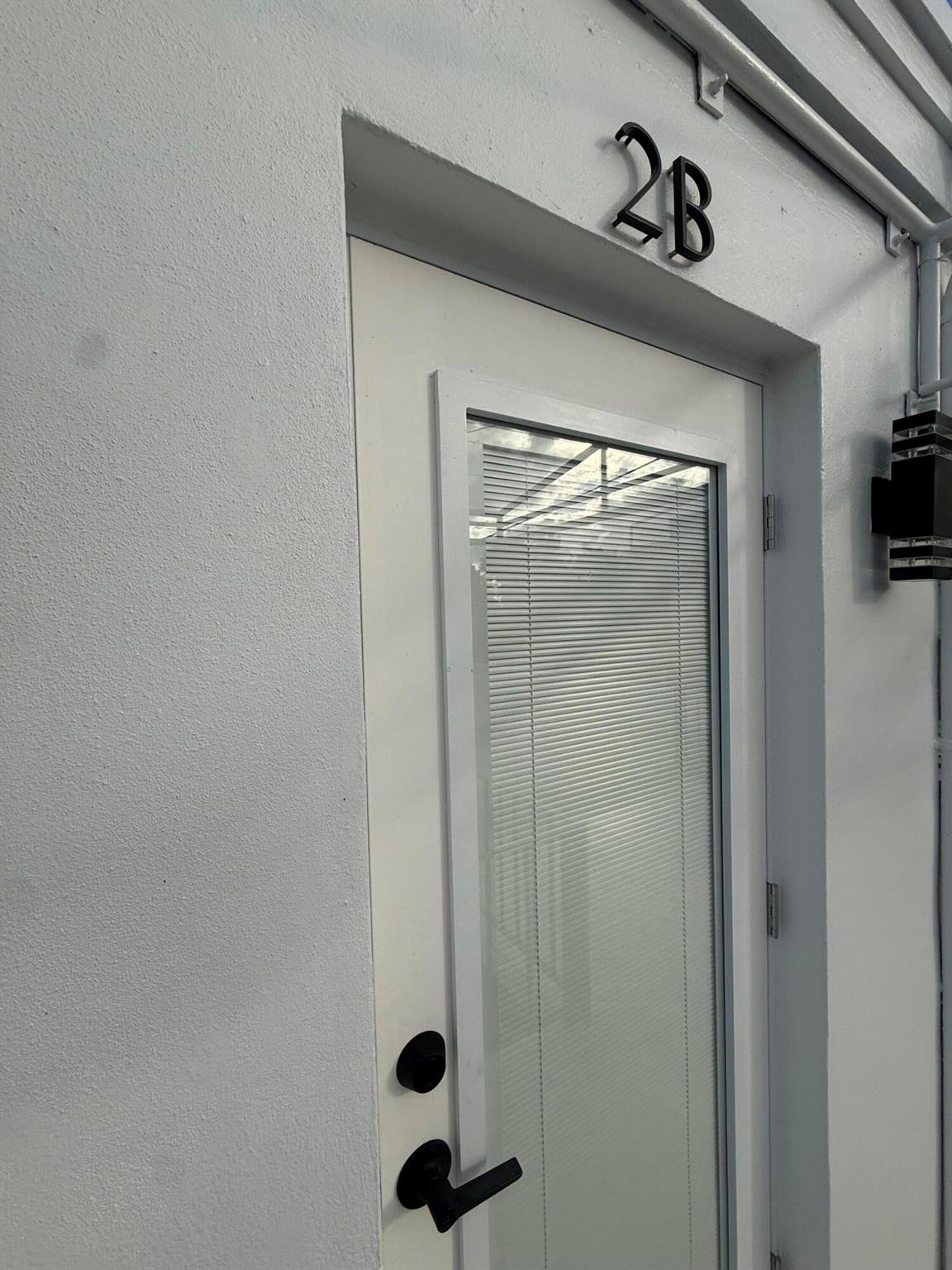 COLONIAL ESTS - Residential Lease