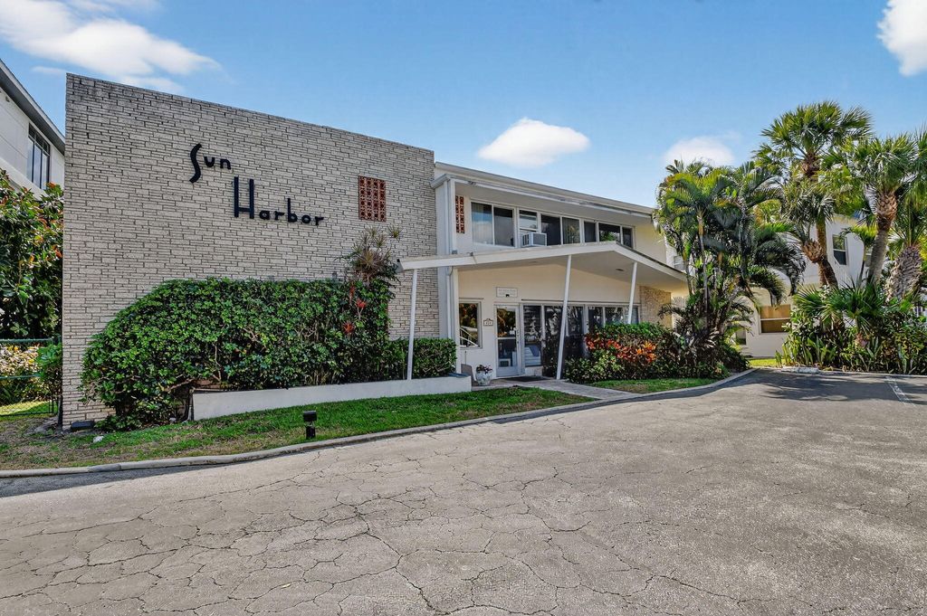 Photo of 214 Inlet Way #106, Palm Beach Shores, FL 33404 (MLS # B26007447)