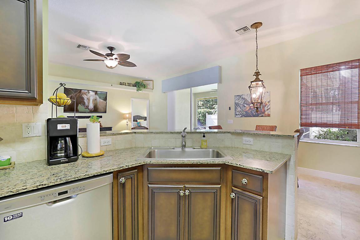 GREENVIEW SHORES 2 OF WELLINGTON - Residential Lease