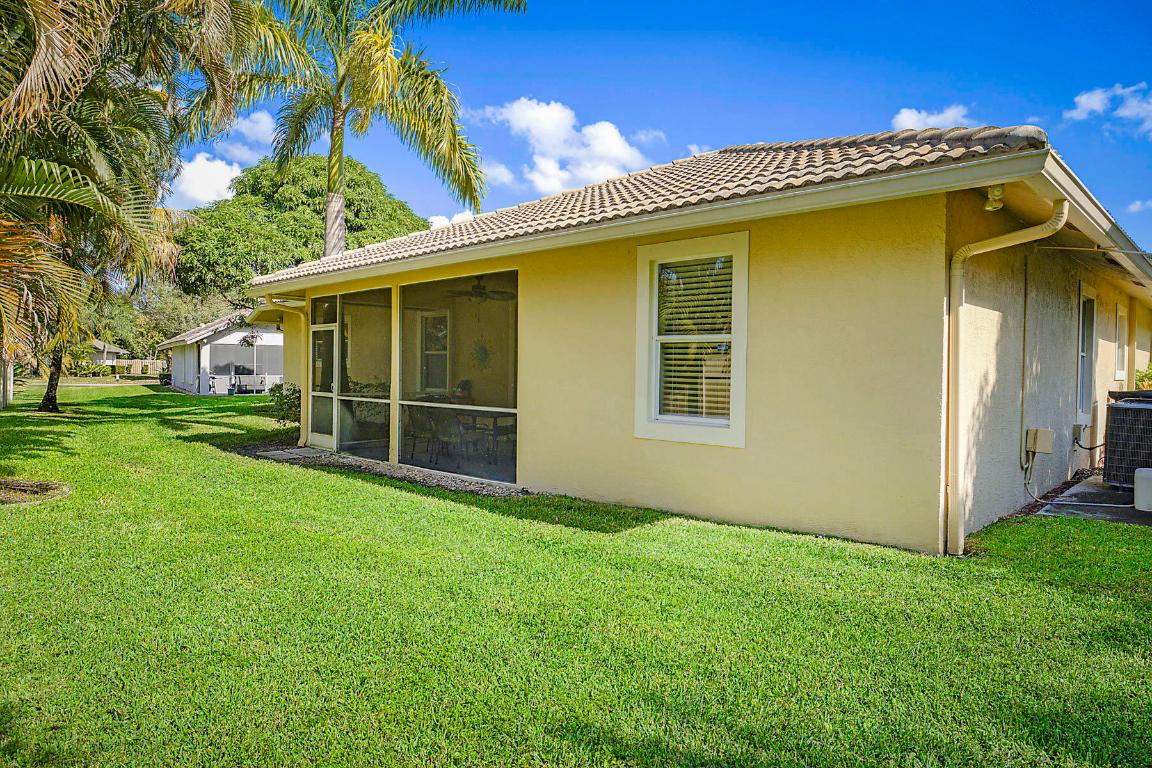 GREENVIEW SHORES 2 OF WELLINGTON - Residential Lease