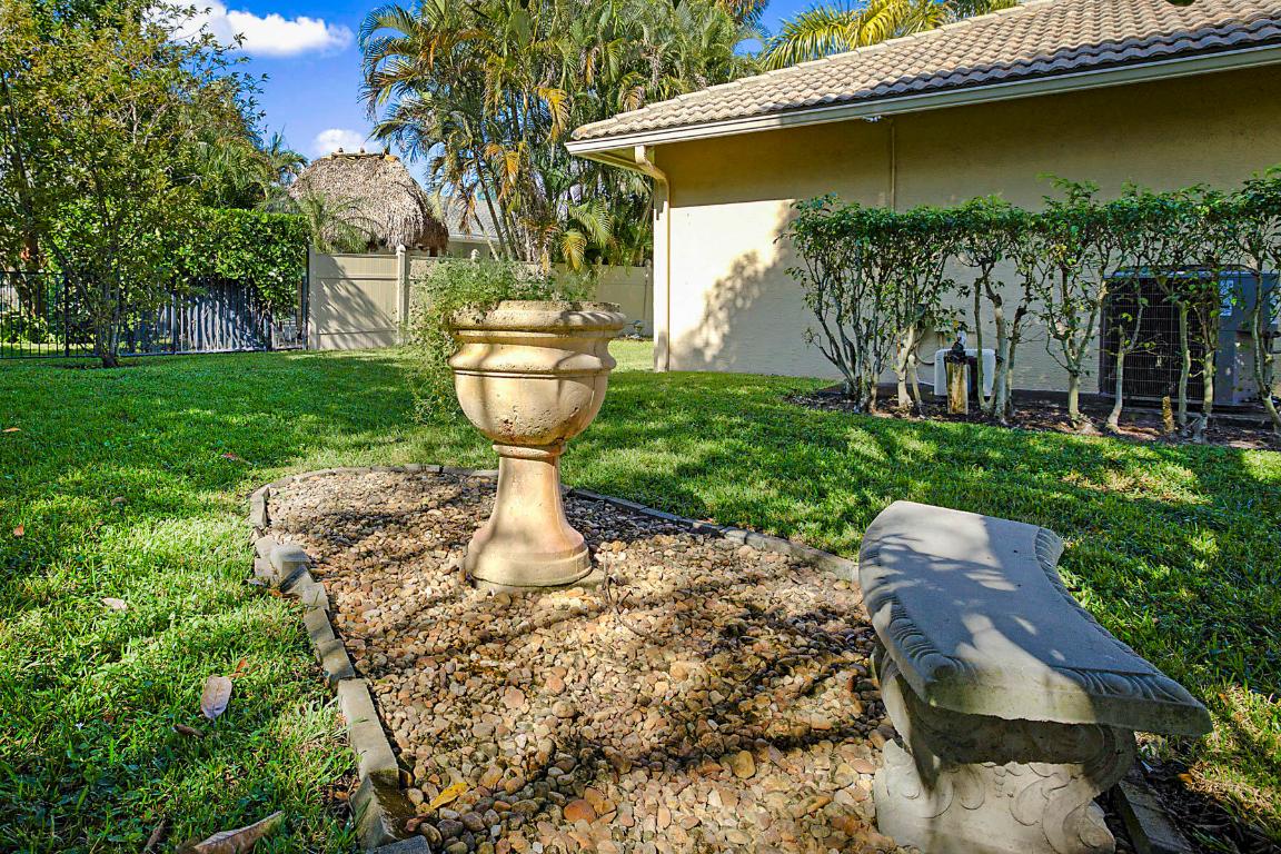 GREENVIEW SHORES 2 OF WELLINGTON - Residential Lease