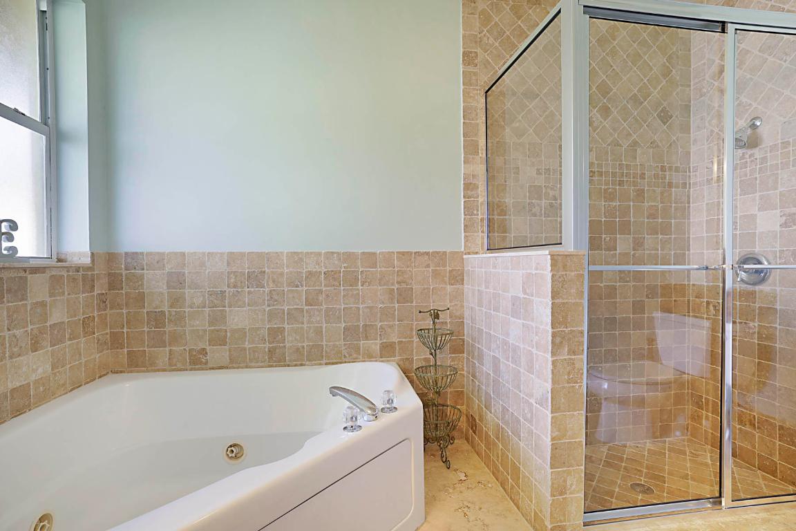 GREENVIEW SHORES 2 OF WELLINGTON - Residential Lease