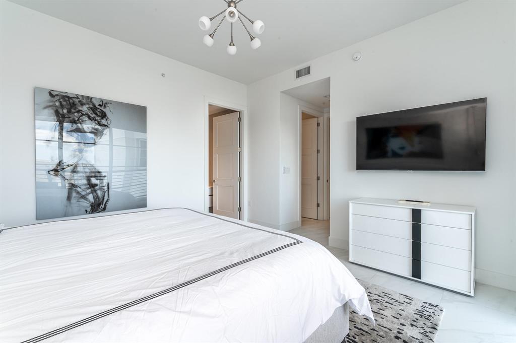 TOWER 155 CONDO - Residential Lease