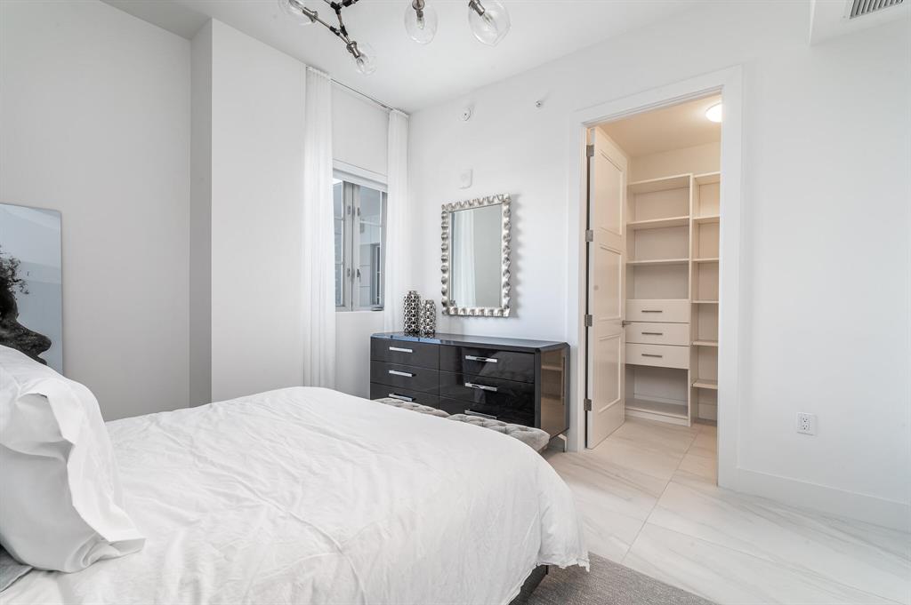 TOWER 155 CONDO - Residential Lease