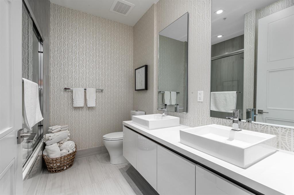 TOWER 155 CONDO - Residential Lease