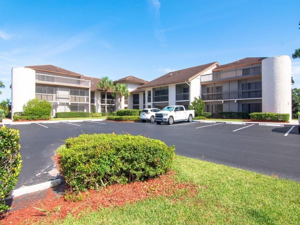 Photo of 3200 Twin Lakes Terrace #202, Fort Pierce, FL 34951 (MLS # R10950534)