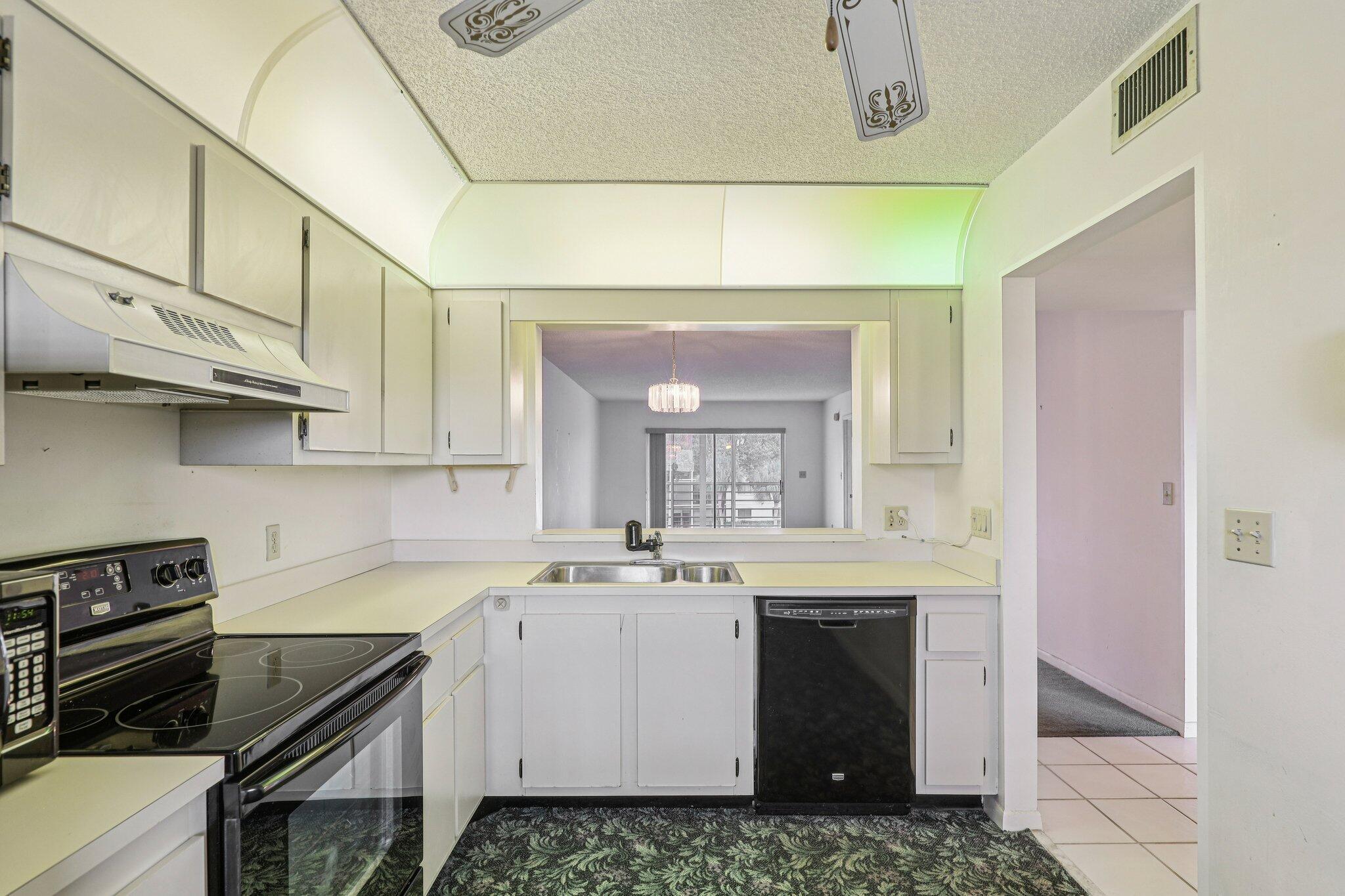 BARRINGTON AT POINCIANA CONDO - Residential